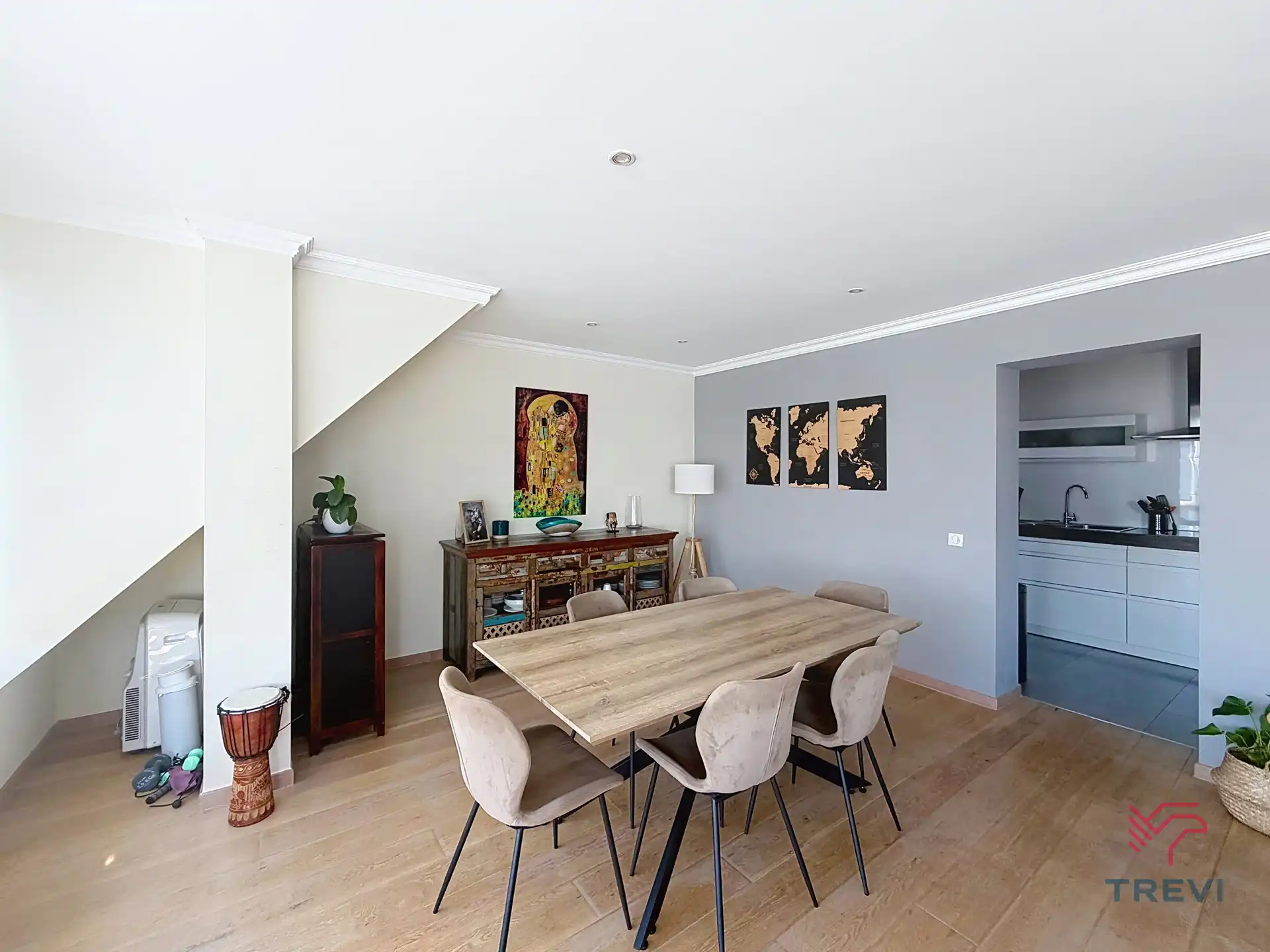Mooi appartement met 2 slaapkamers + studeerkamer foto 2