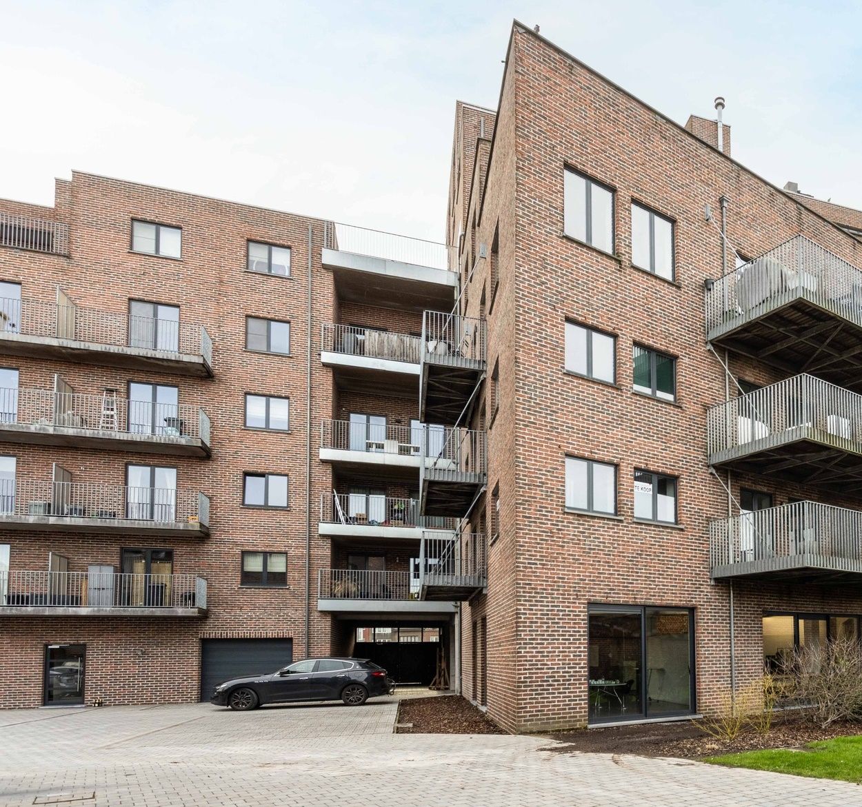 ** IN OPTIE ** HIGH-END LOFT 3 SLPK. MET FRONTAAL ZICHT OP HET WATER 190 M2 foto 23