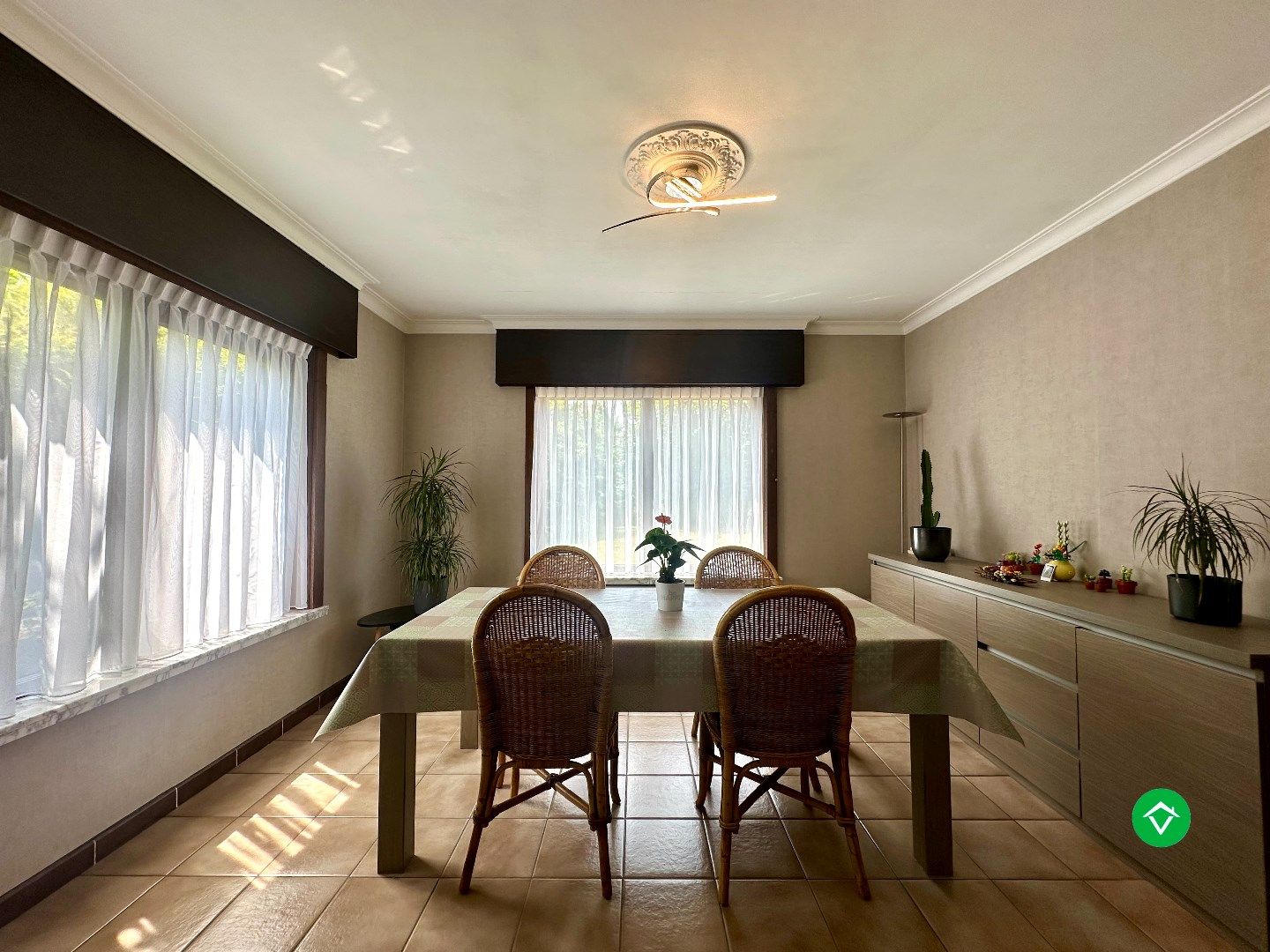 Alleenstaande woning op toplocatie nabij centrum Torhout foto 6