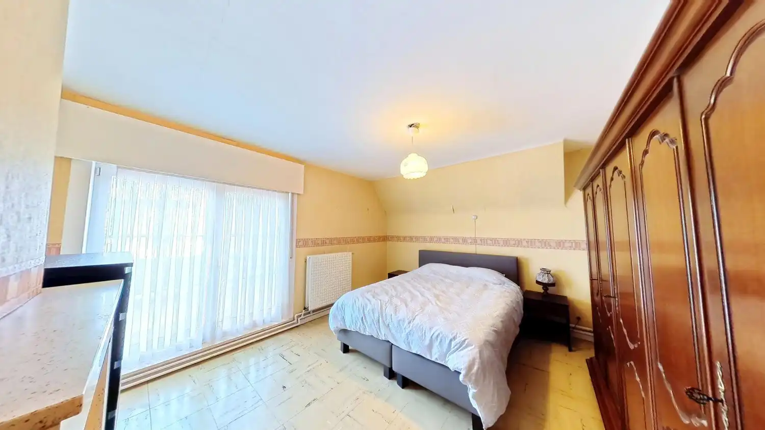 Ruime woning met mooie tuin in centrum Zingem! foto 12