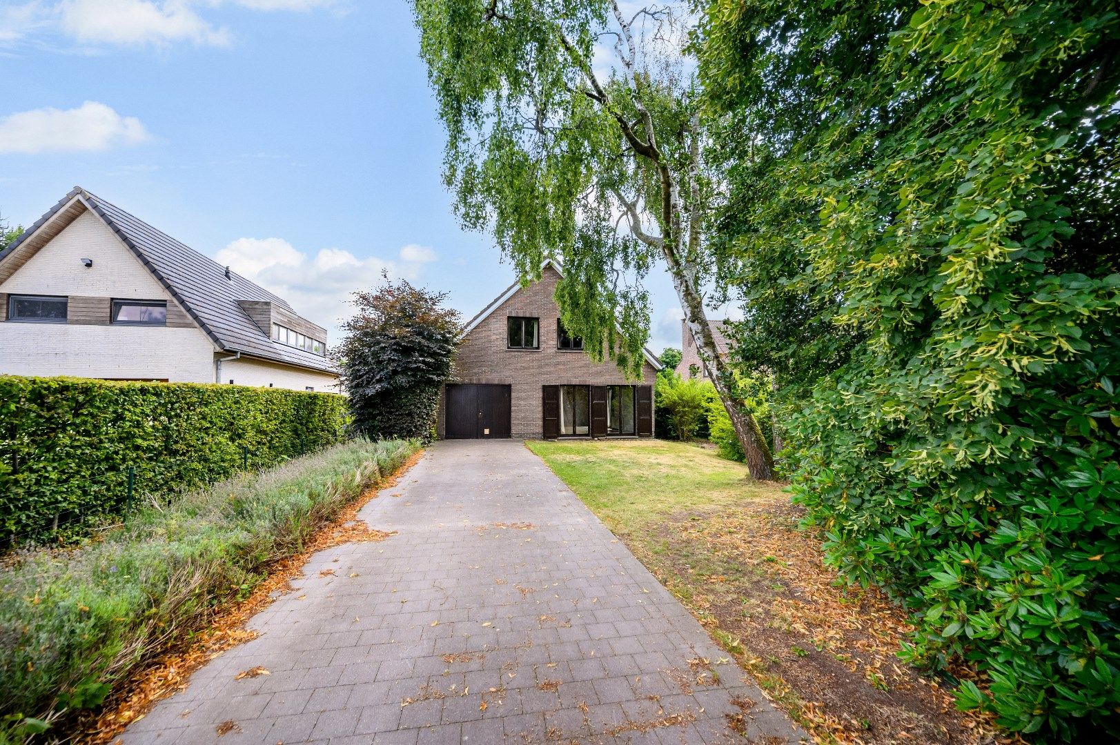 Te renoveren villa met idyllisch zicht op akker en boomgaard met INSTELPRIJS foto 2