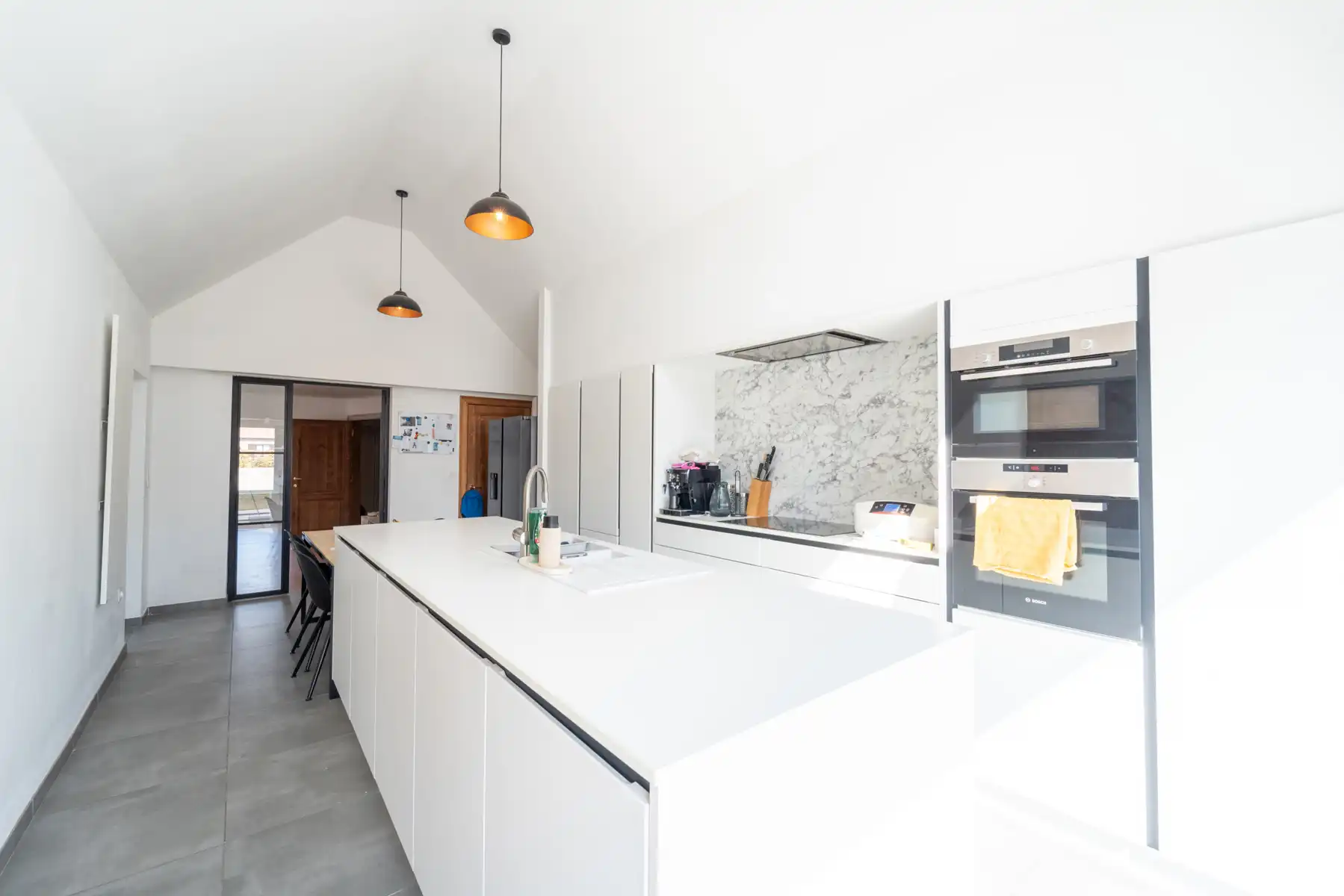 Ruime woning met bijgebouw en uitzicht op het Drongengoed foto 9