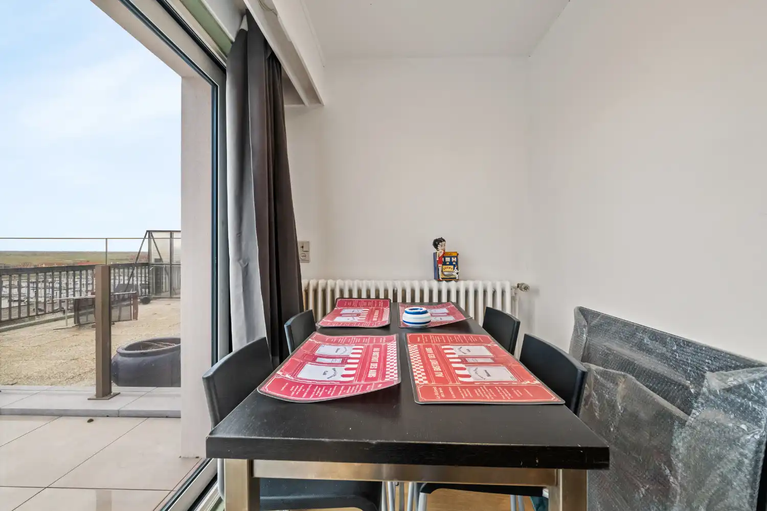 Instapklaar 1-slaapkamer appartement met prachtig zicht op de jachthaven foto 6