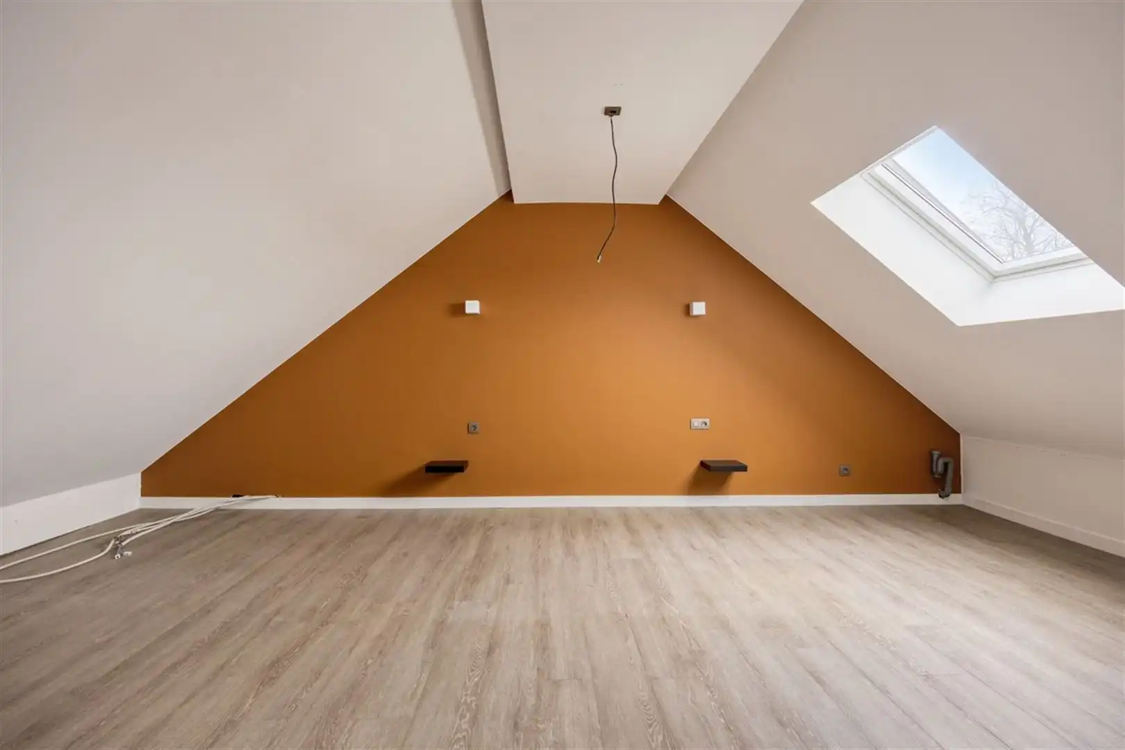 TE KOOP: Gesloten bebouwing met 3 slaapkamers te Kuringen! foto 26