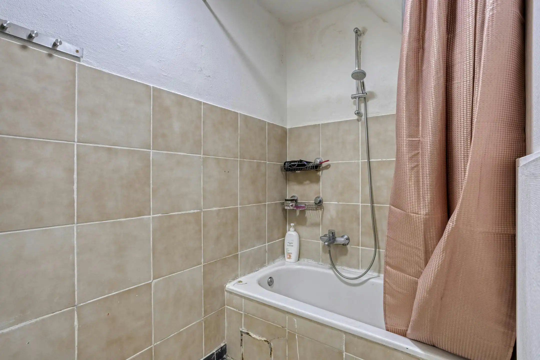 Driegevelwoning te koop in Dworp foto 18