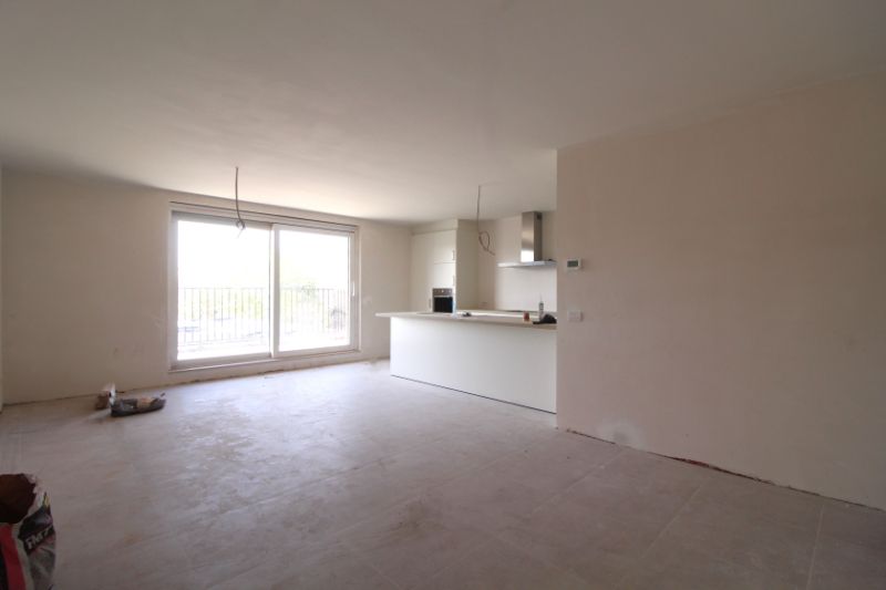 Nieuwbouwappartement te huur in Kortrijk foto 3