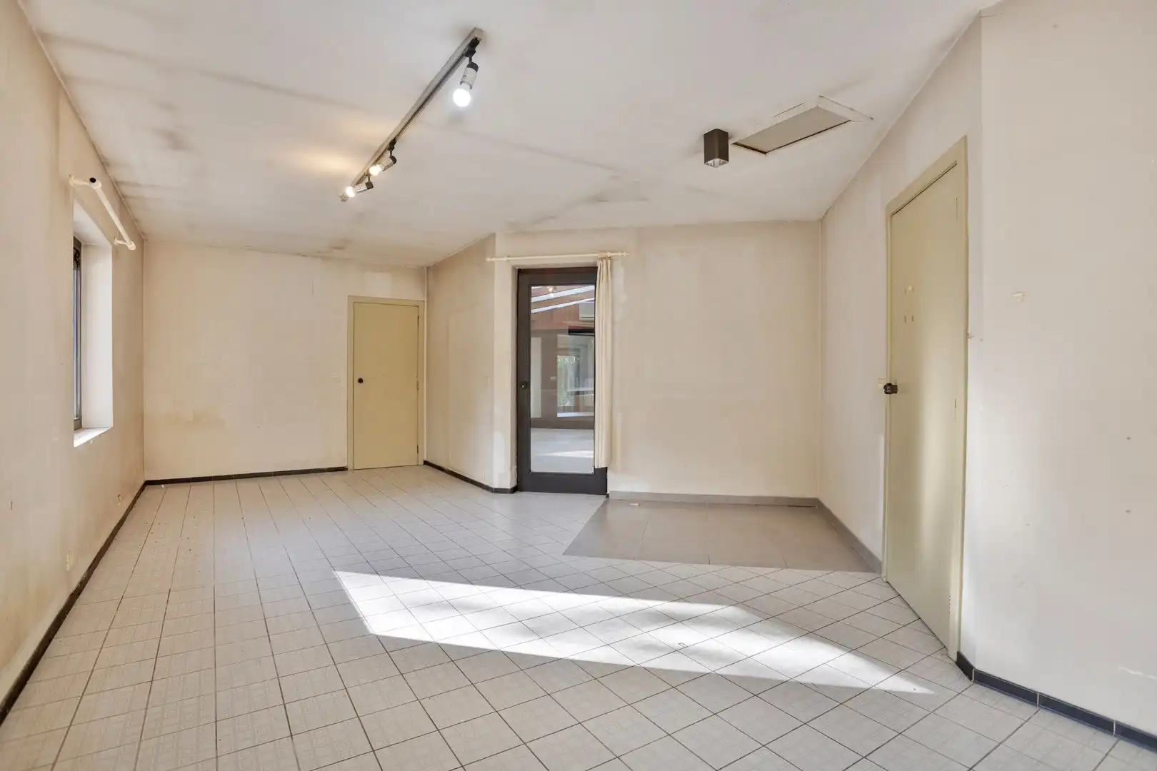 Ruime woning in een doodlopende straat met 4 slaapkamers, 2 badkamers op een prachtig perceel vlak bij het Meerdaalwoud  foto 13