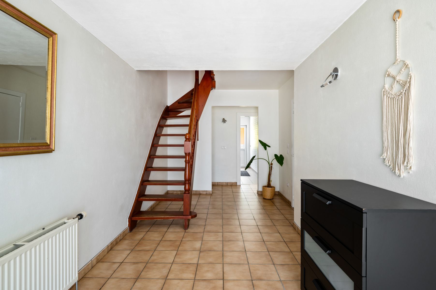 Ruime beletagewoning met extra breedte en EPC-label B in rustige wijk foto 17