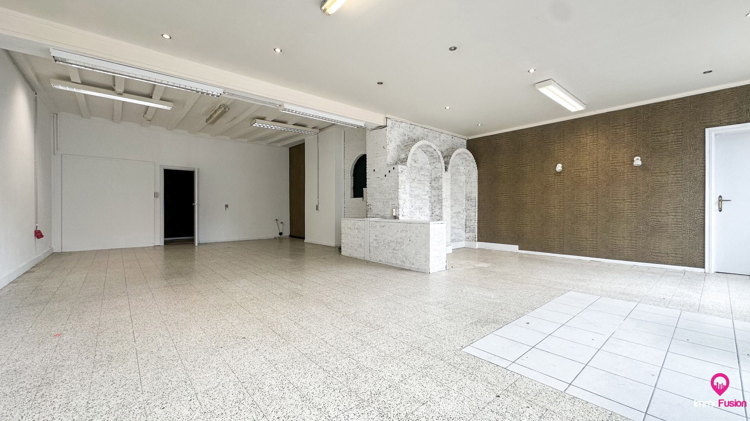 Danszaal 600m² + vergunde woonst in het bruisende Zonhoven! foto 34