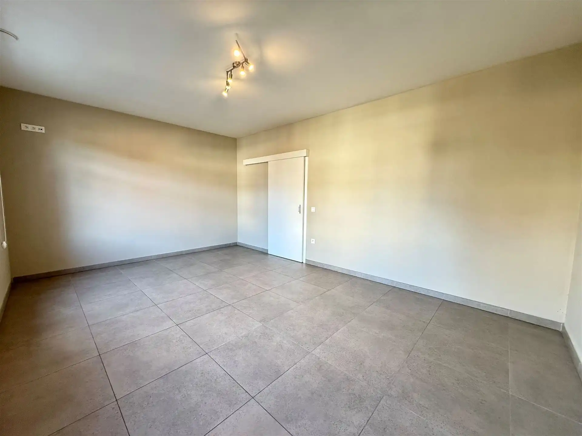 Energiezuinig gelijkvloers appartement met 2 slpk foto 7