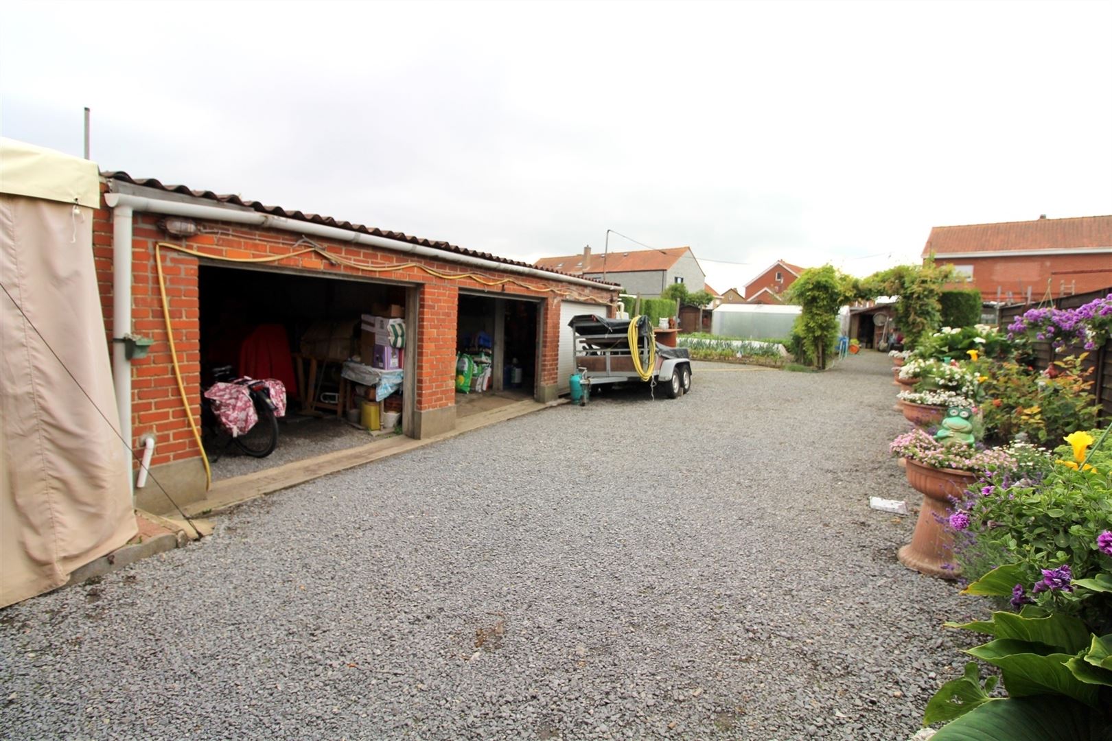 Gezellige 2 Slaapkamer Woning te Roeselare foto 7