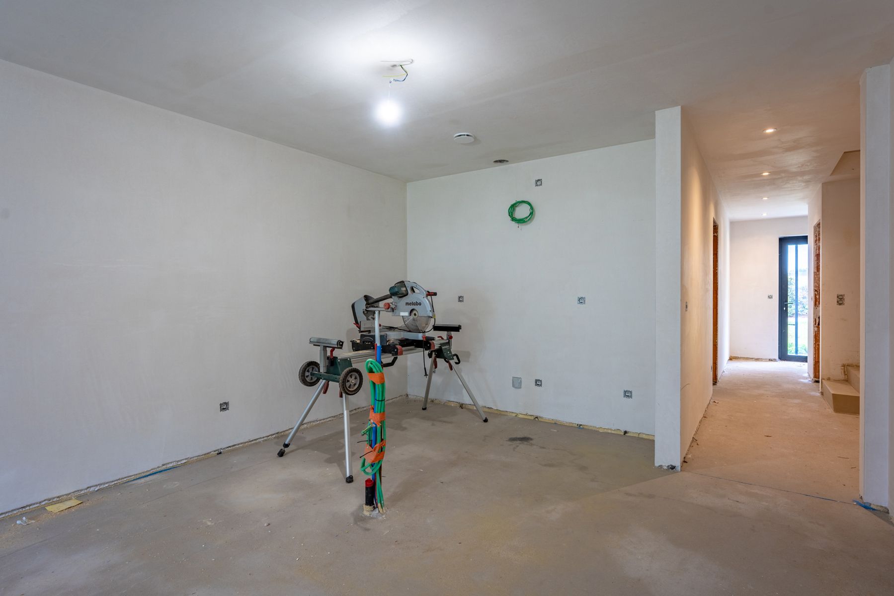 Nieuwbouwwoning met inpandige garage en 5 slaapkamers in Putte-Kapellen!  foto 5
