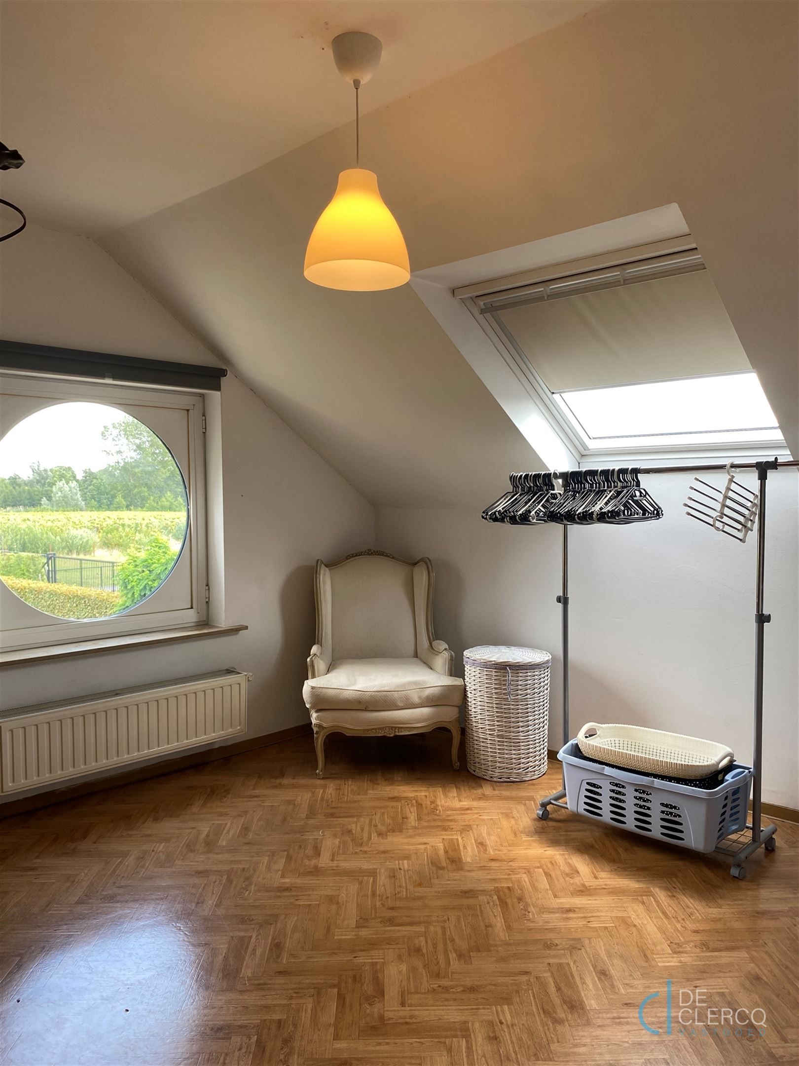 Vrijstaande woning met grote tuin te huur in Lochristi!  foto 9