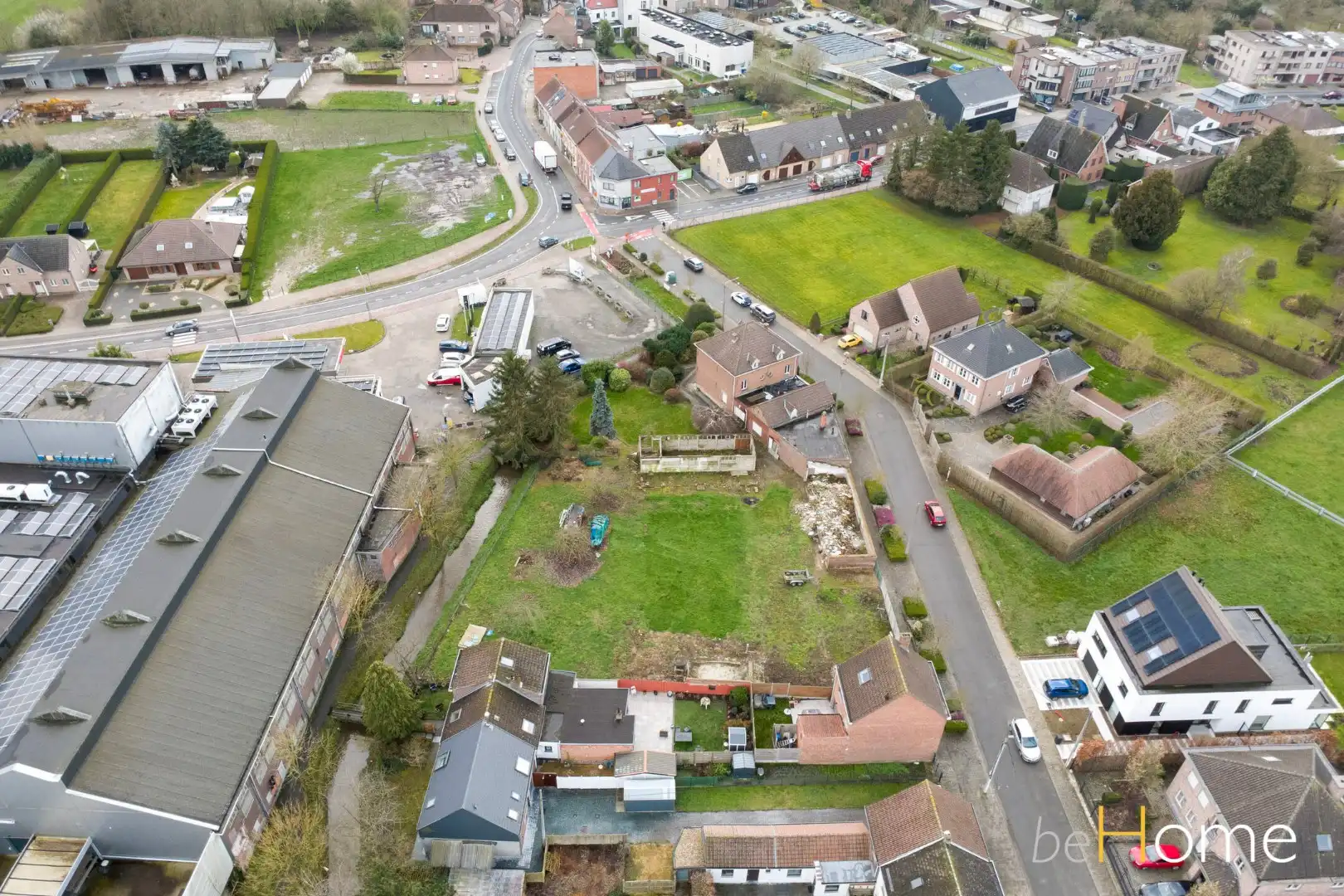 TE KOOP - Unieke projectgrond met karaktervolle ligging in Merchtem foto 5