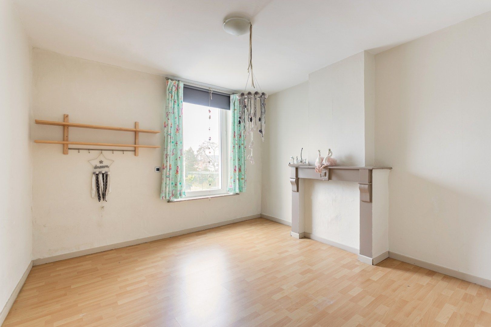 Te renoveren woning nabij centrum Halle foto 11