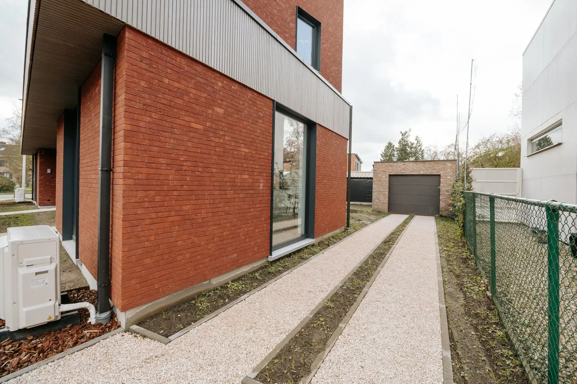 Moderne nieuwbouw met hoog comfort en uitstekende ligging foto 19