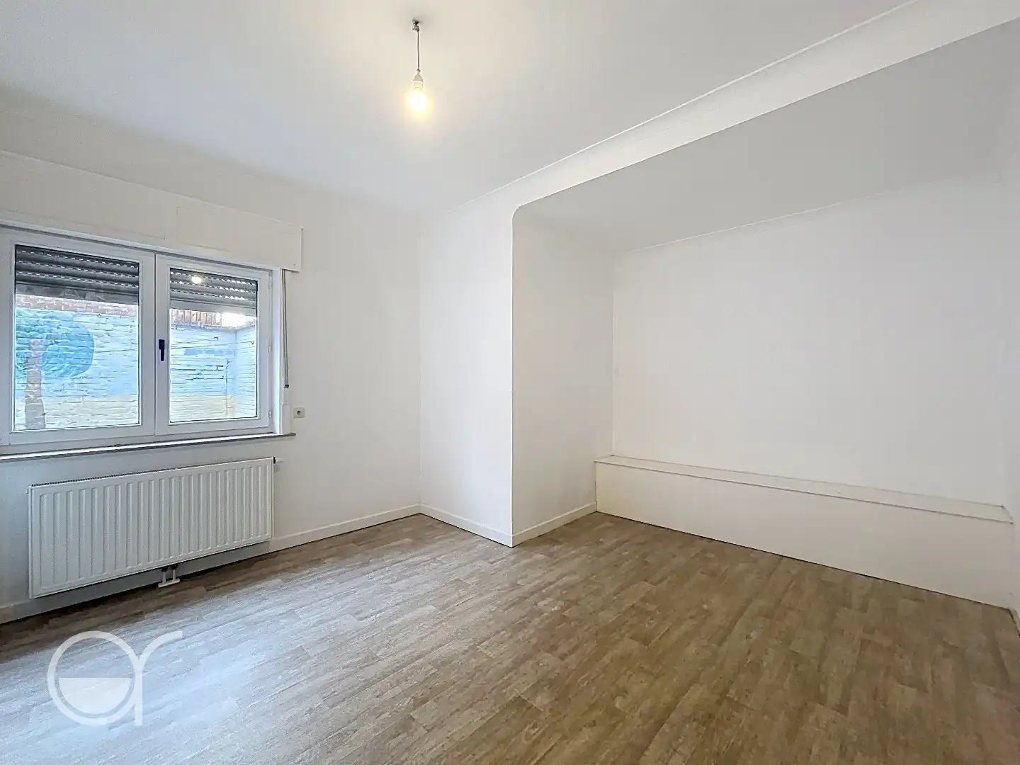 Ruim gelijkvloers appartement met grote binnenkoer in rustige omgeving te Nevele foto 9