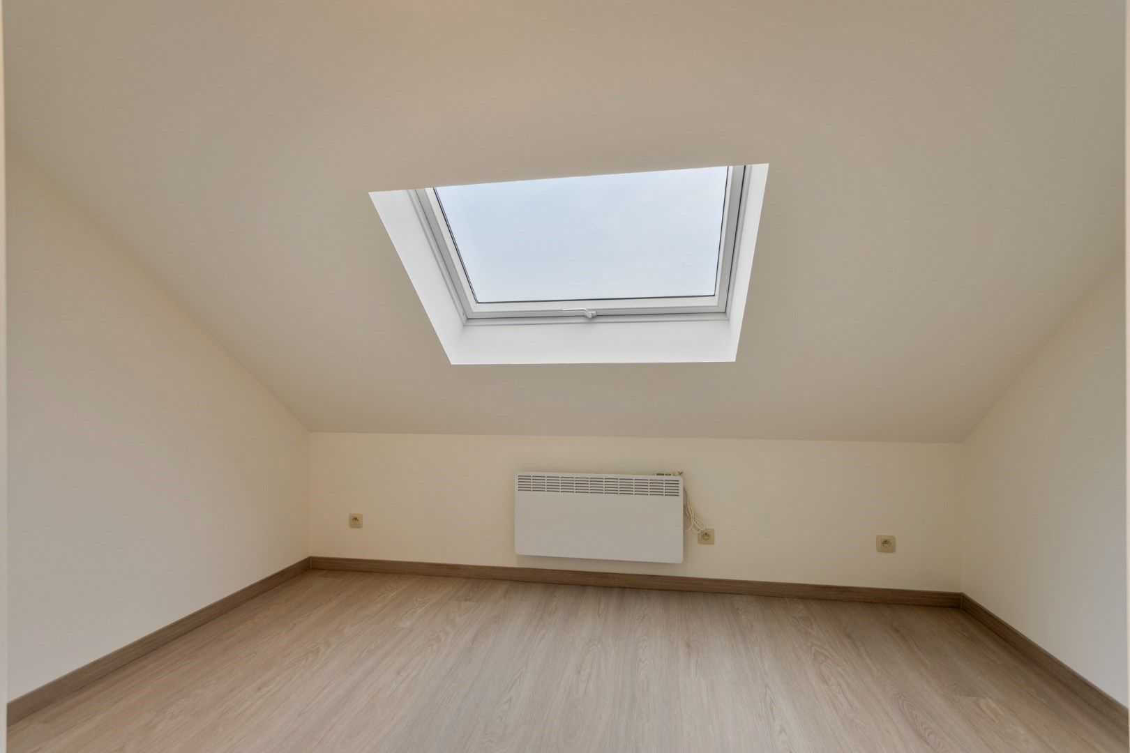   Ruim appartement in Kessel-Lo met 4 slaapkamers en garage - EPC 223 kWh/m²    foto 19