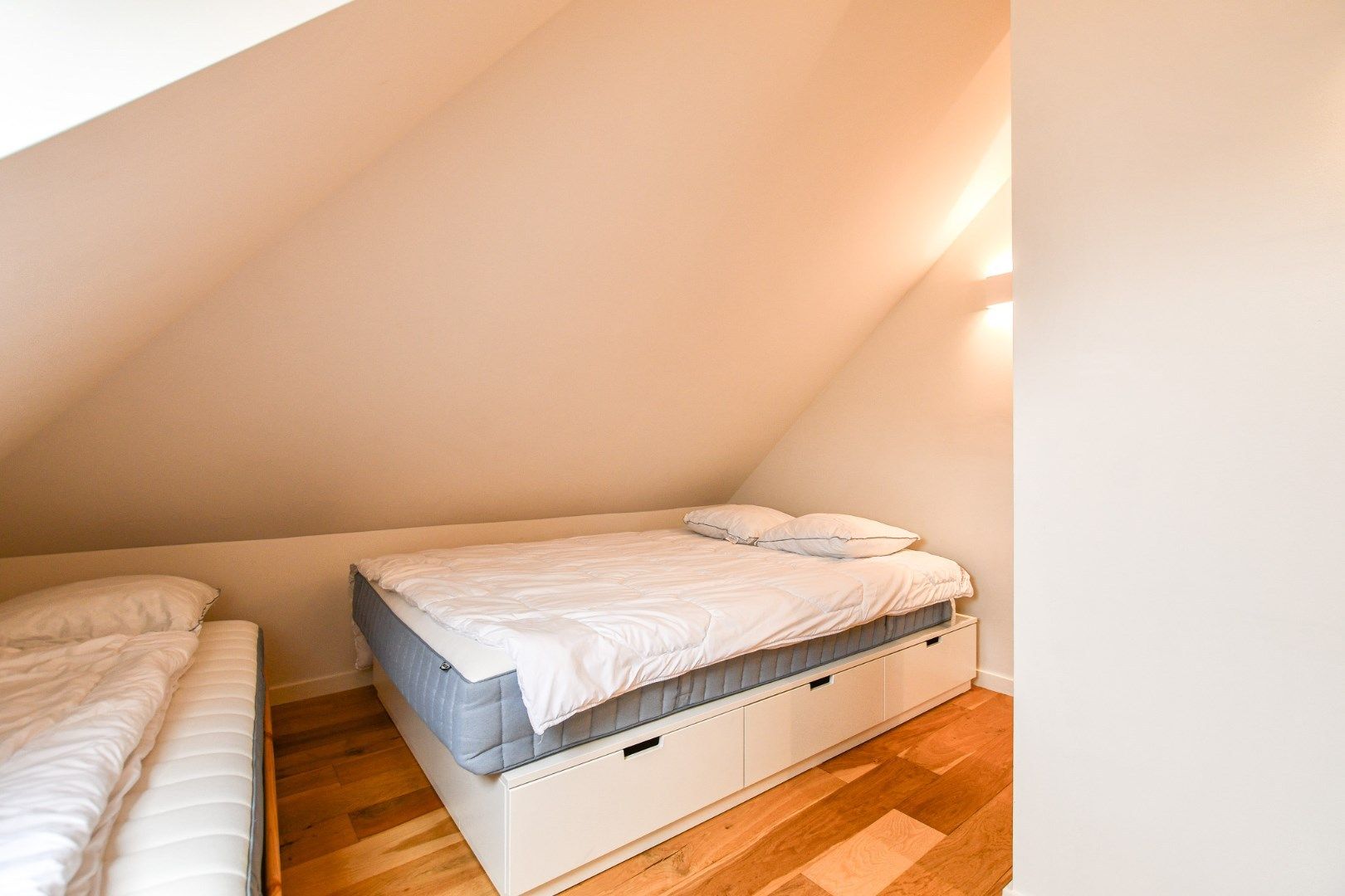 Stijlvol wonen aan zee – energiezuinige woning op topligging in Wenduine foto 24