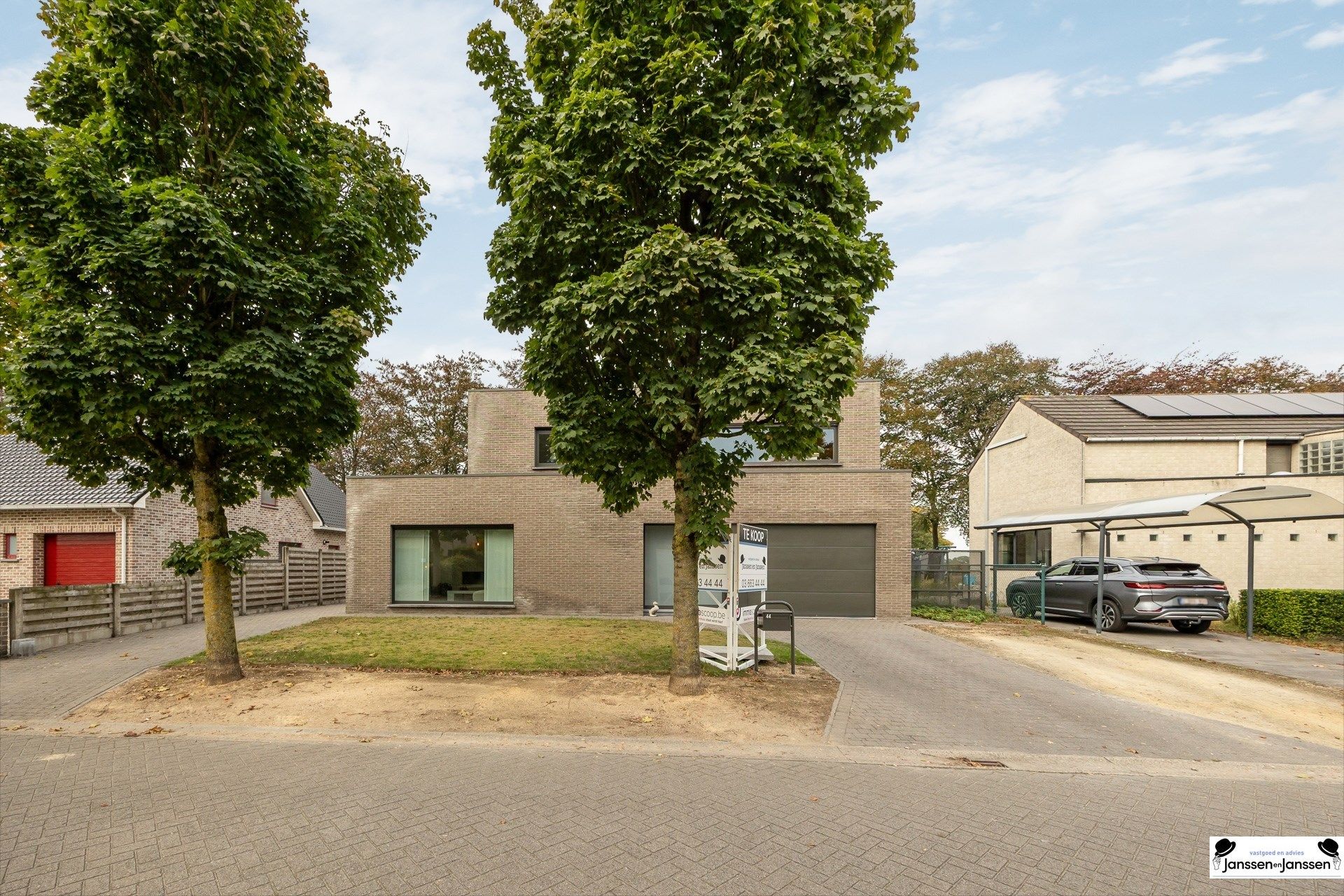 Instapklare, volledig gerenoveerde woning op royaal perceel! foto 34