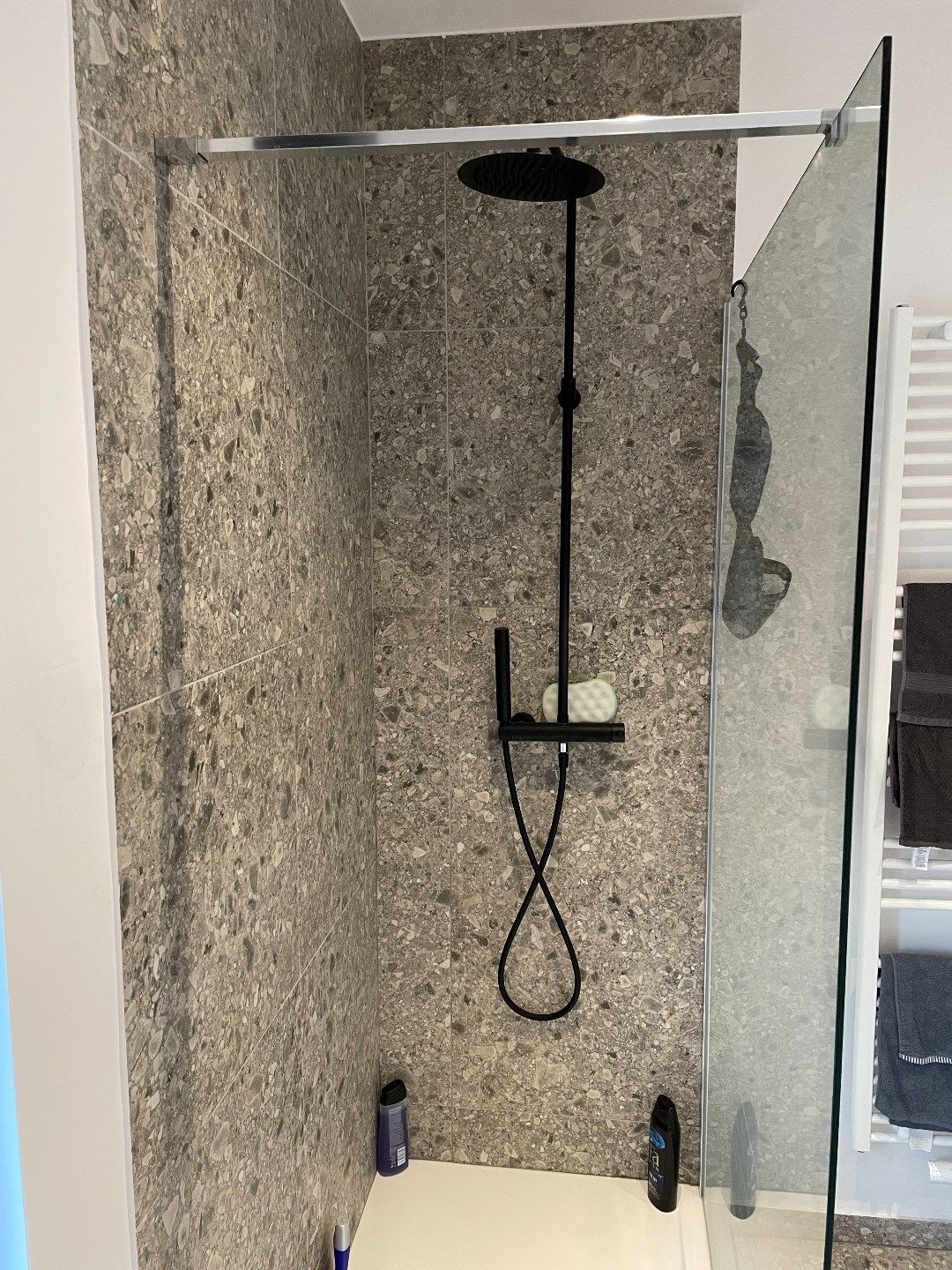 Vernieuwde, energiezuinige woning in centrum Evergem foto 12
