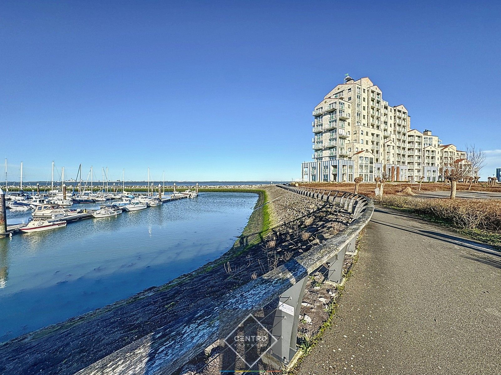 SUBLIEME penthouse met 360° PANORAMISCH uitzicht te Breskens! foto 3