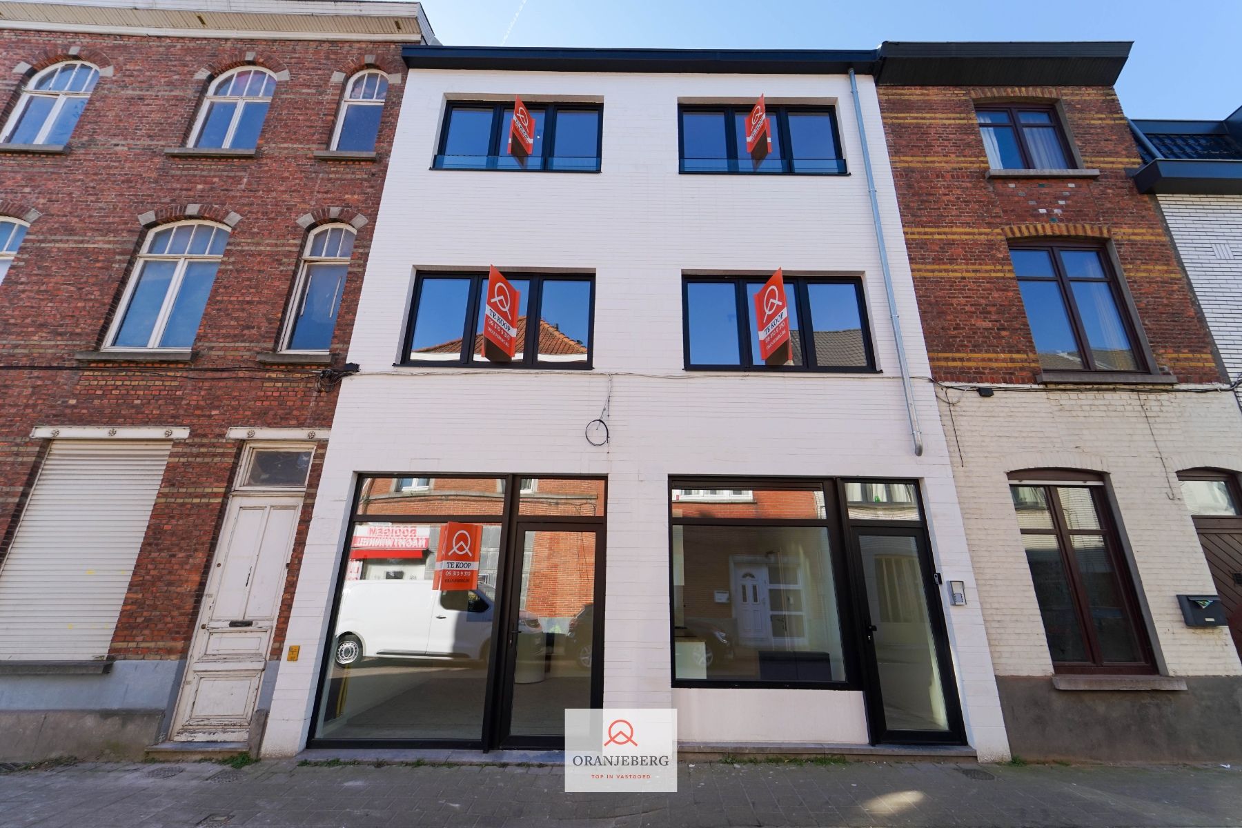 LAATSTE 2 KAMERS: Gerenoveerde lichtrijke kamer te koop nabij Gent-centrum foto {{pictureIndex}}
