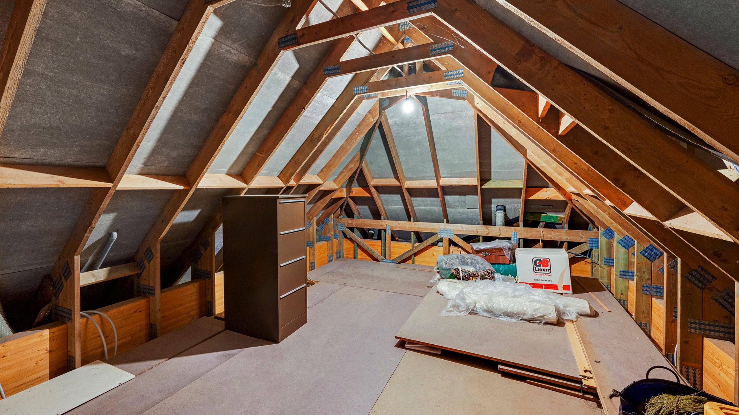 Alleenstaande villa in een rustige, residentiële wijk... foto 39