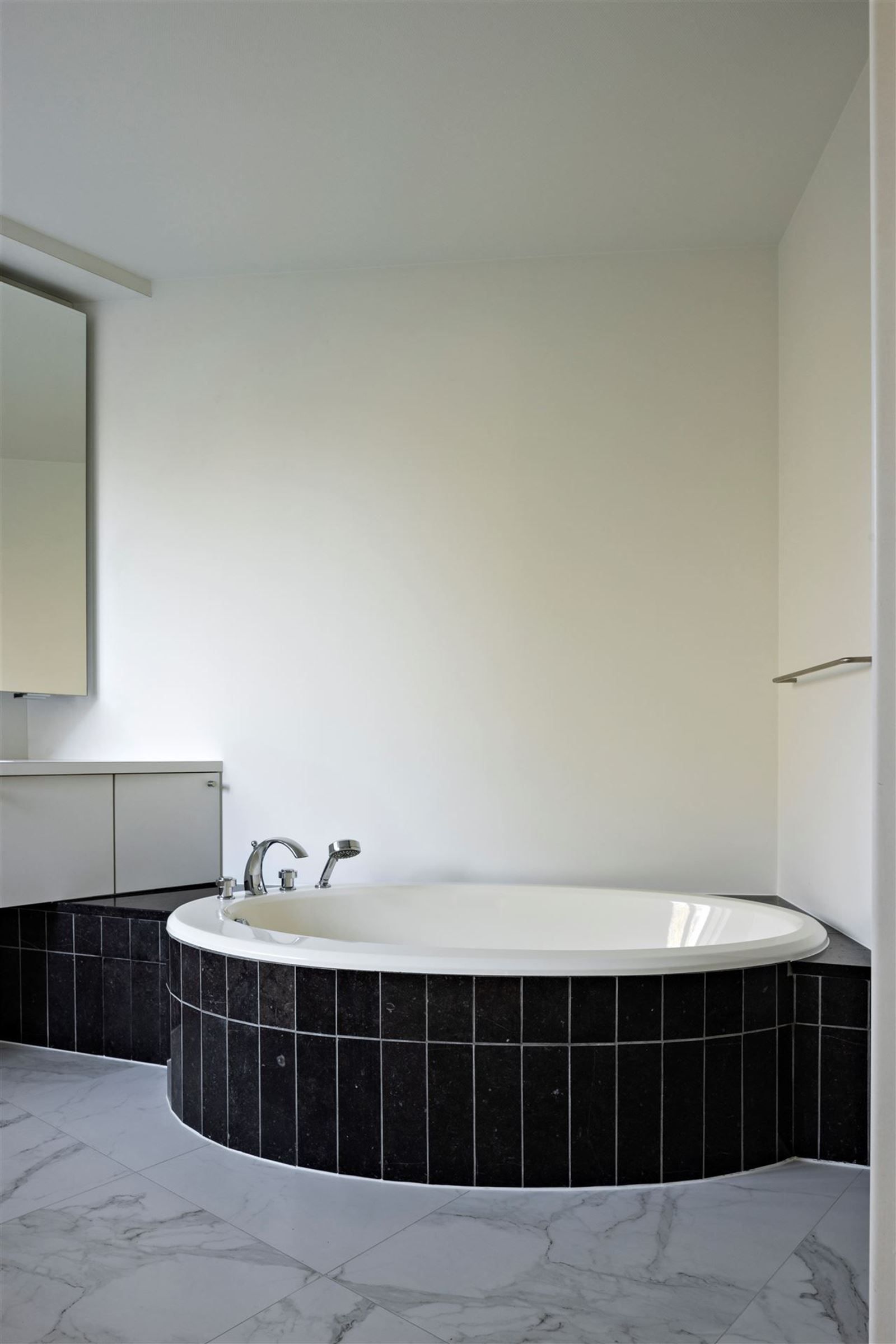 Villa met 3 slaapkamers & 2 badkamers te Dworp foto 22