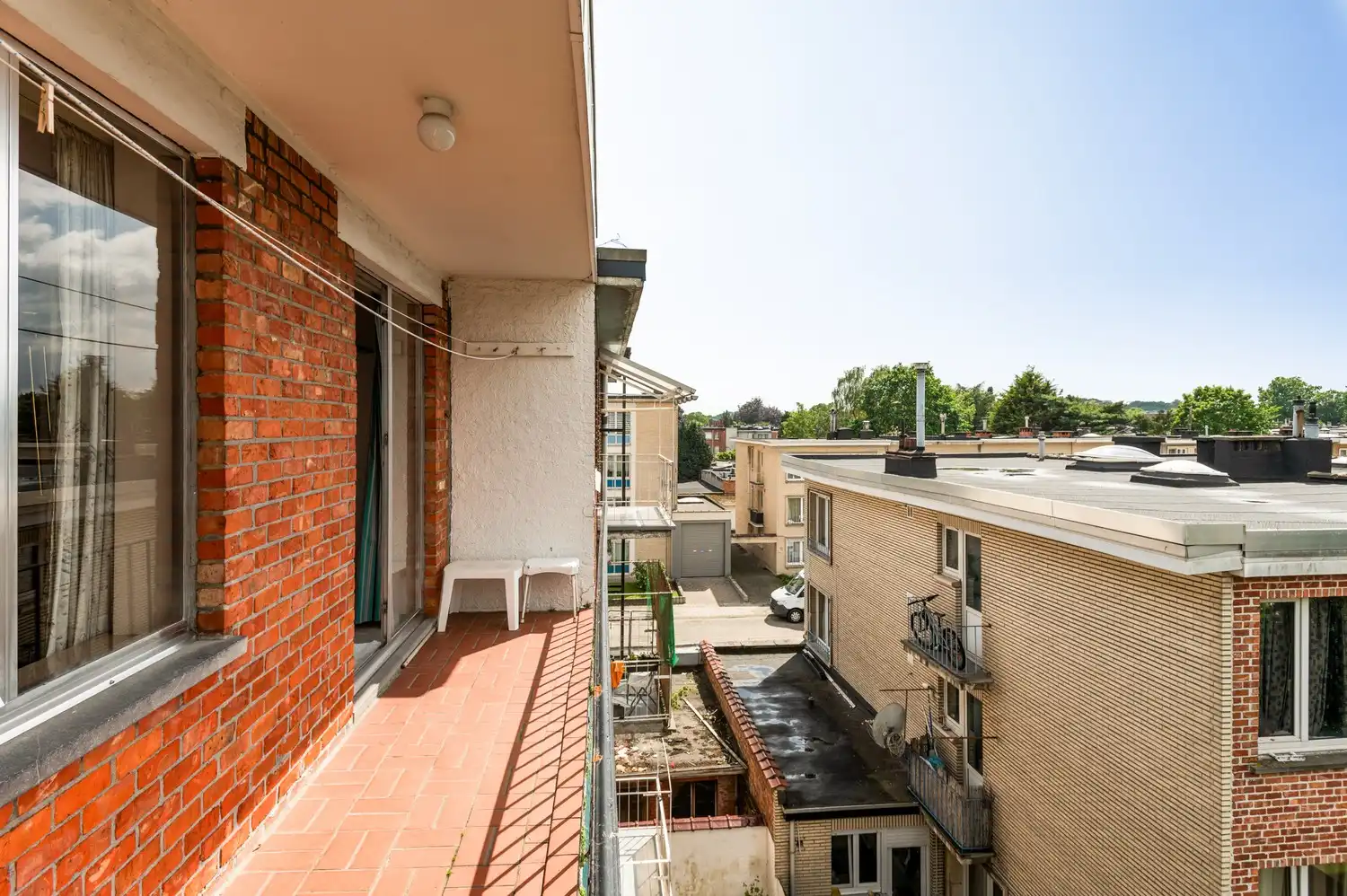 Charmant, doch op te frissen appartement met 2 slaapkamers en terras op centrale locatie in Deurne! foto 11