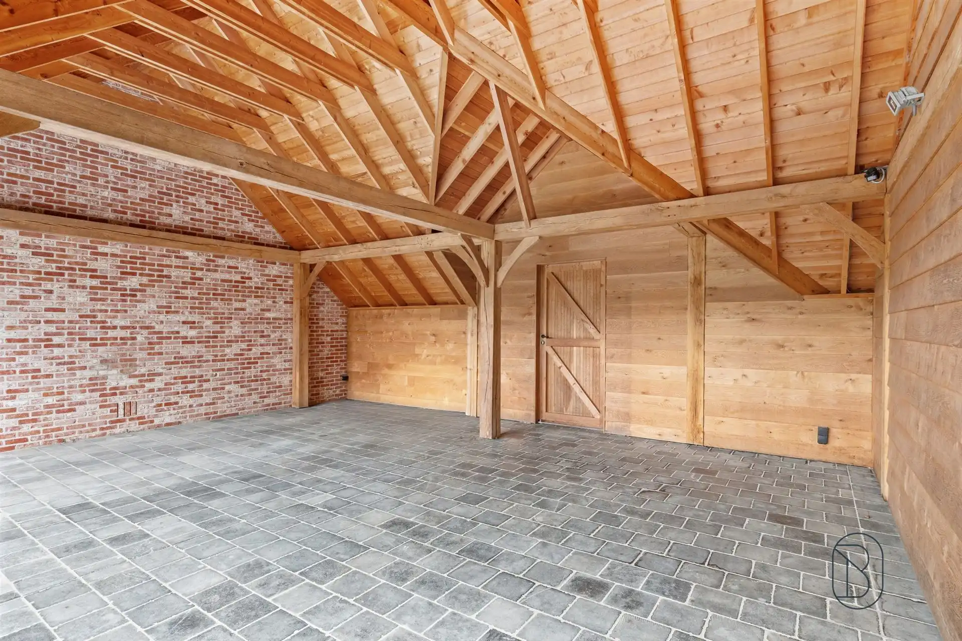 Stijlvolle pastoriewoning op rustige locatie foto 16