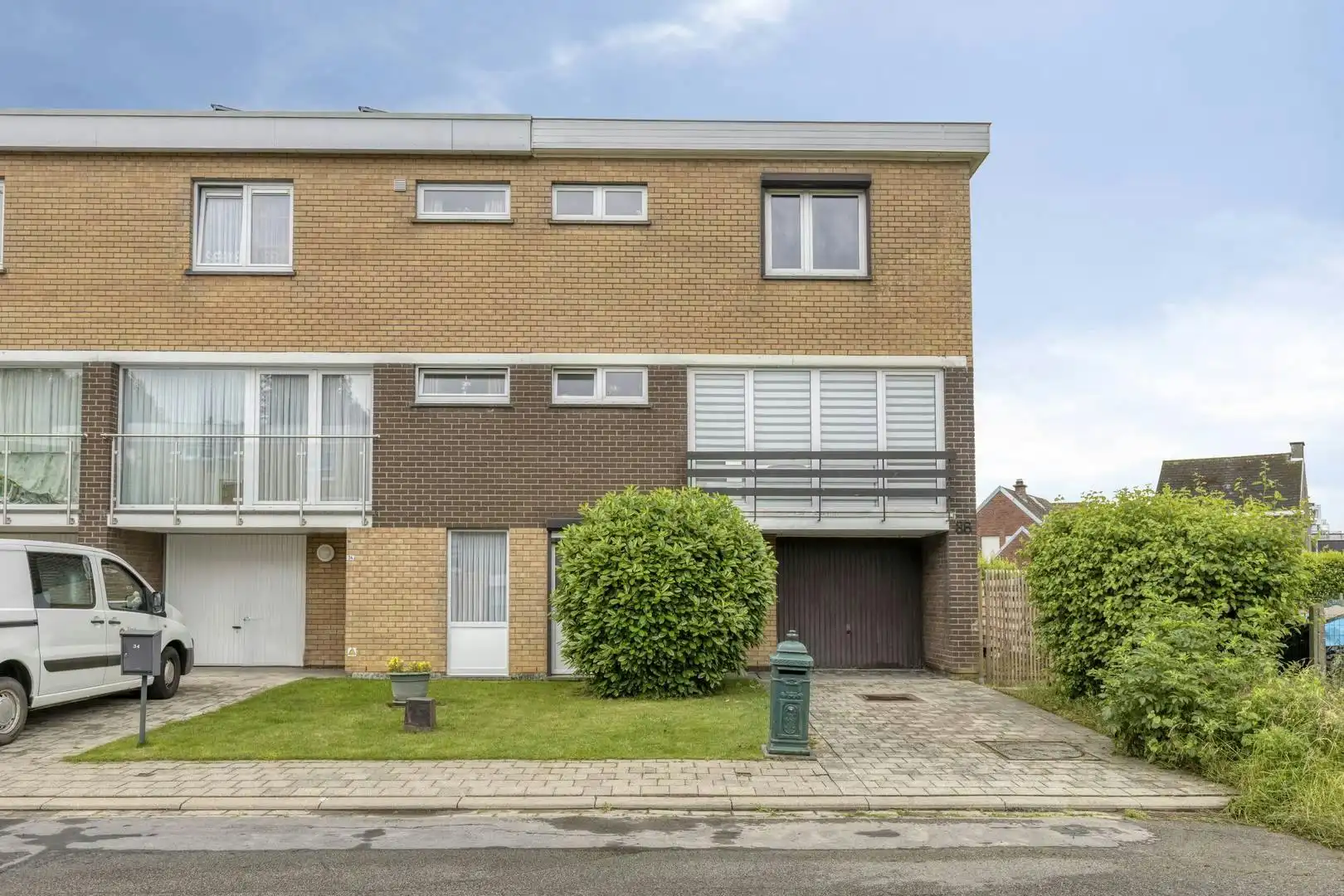Instapklare bel-etage woning te koop in Oudenaarde foto {{pictureIndex}}