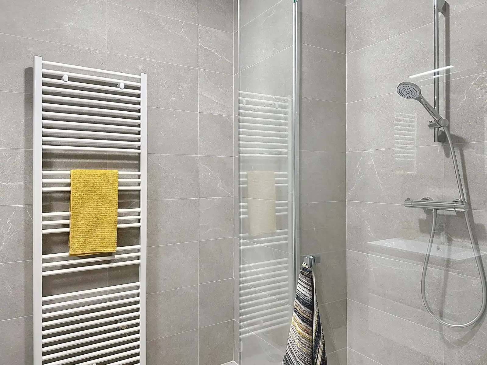 Nieuwbouw appartement op 2e verdieping gelegen te Reet foto 15