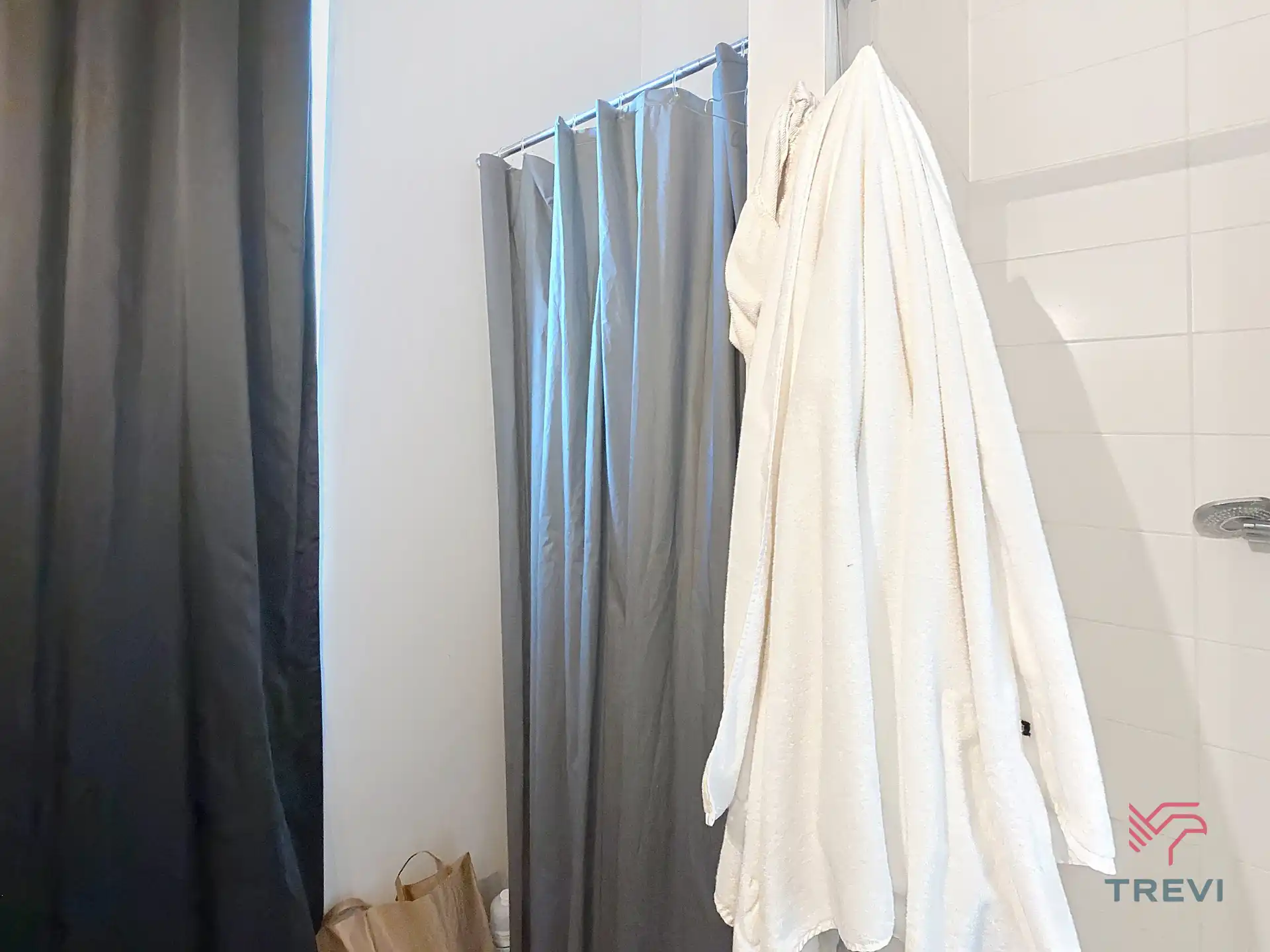 APPARTEMENT OP DE 21STE VERDIEPING IN DE EUROPESE WIJK ! foto 11