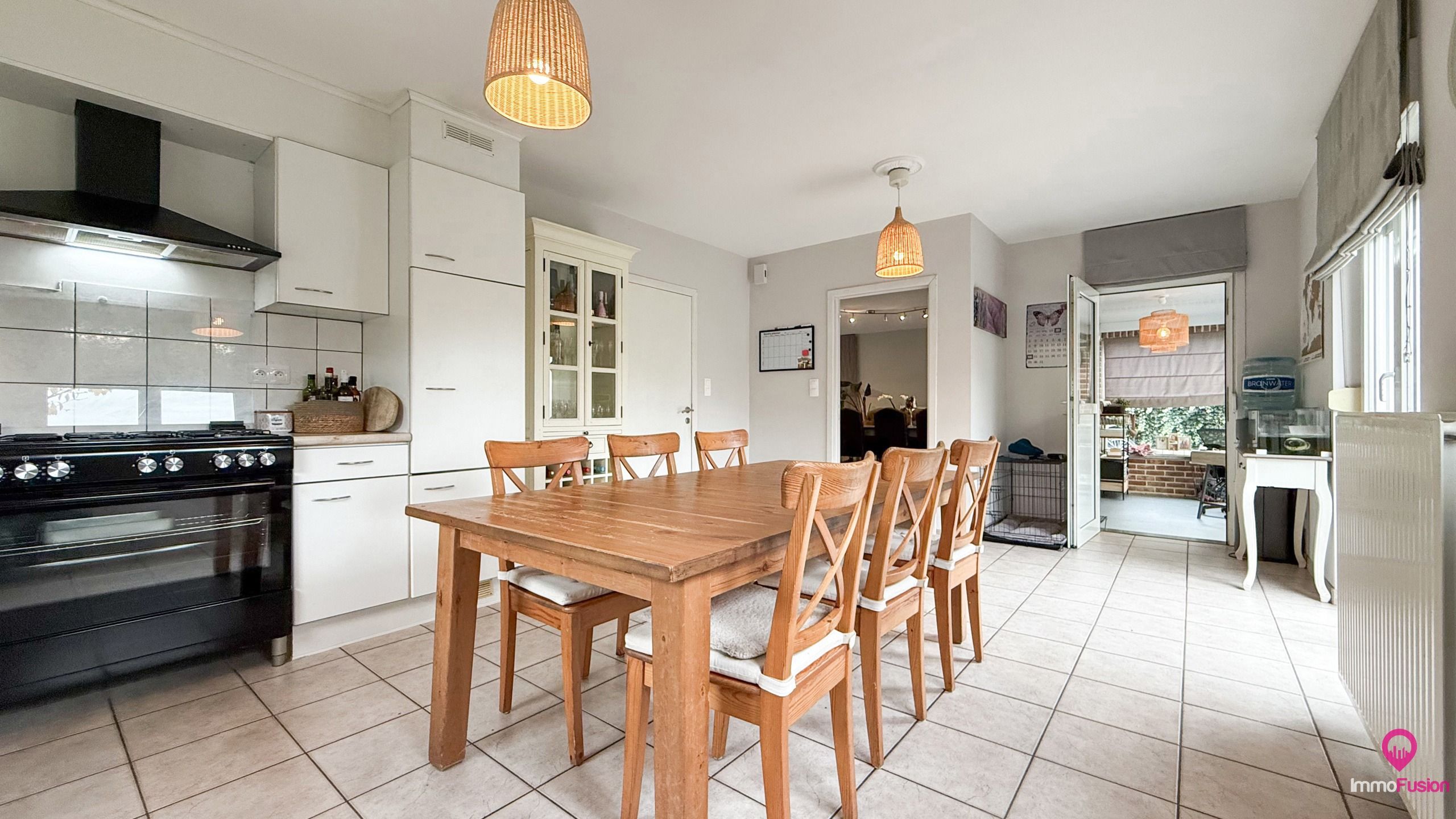 Prachtige woning met praktijkruime en paardenweide achteraan! foto 12