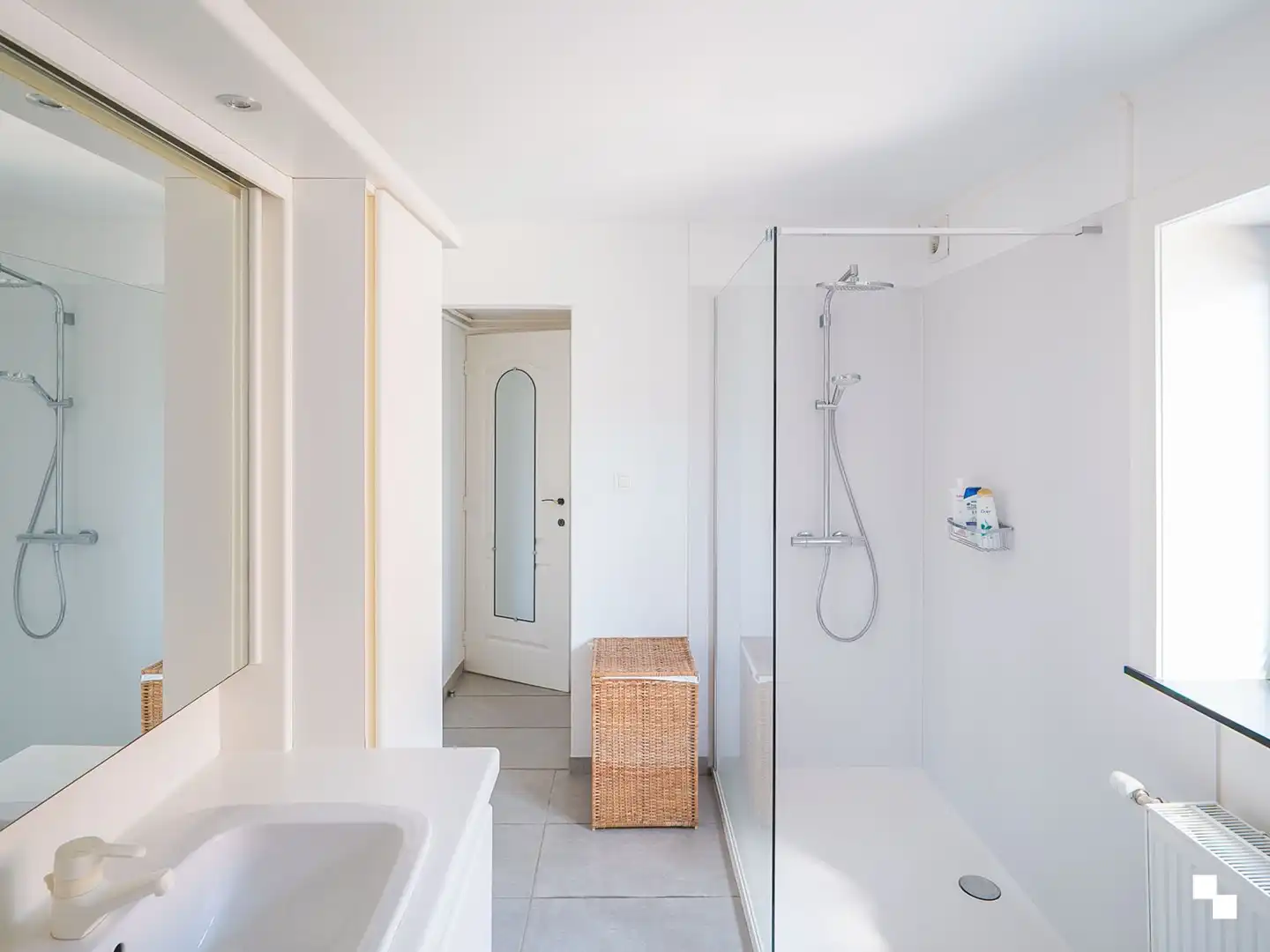 Moderne instapklare woning aan station Melle foto 12