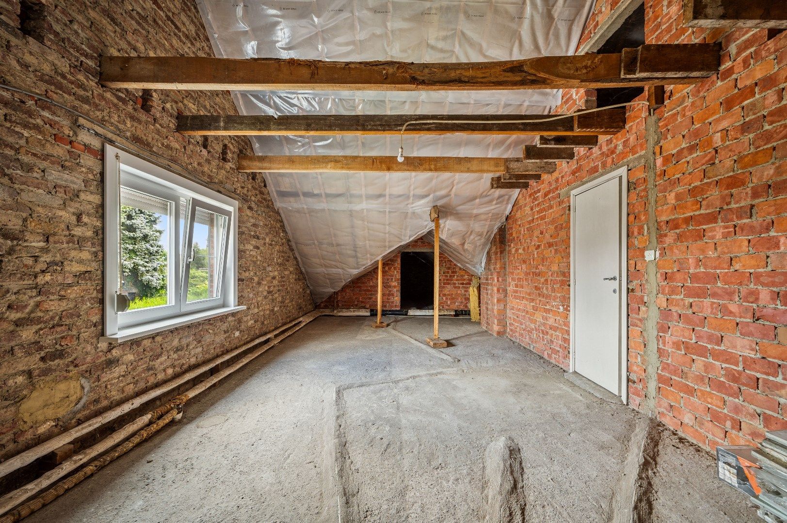 Ruime open bebouwing met tuin, terras, garage en 3 slaapkamers in Wange foto 18