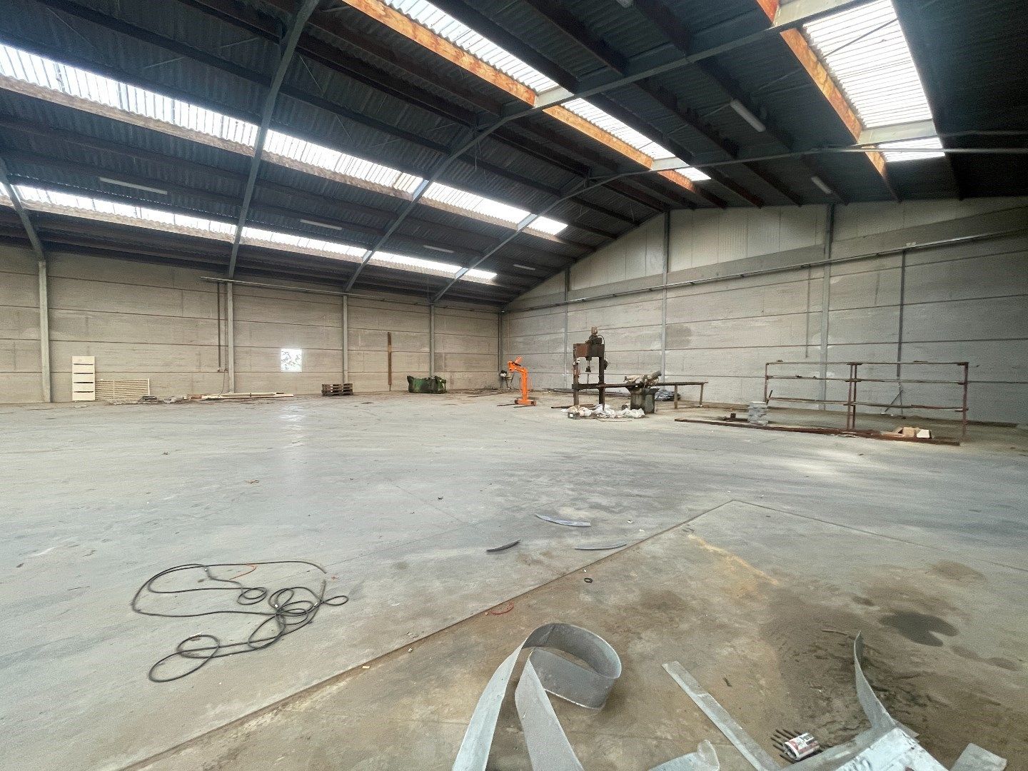 Loods 750 m² te Passendale - Huurprijs 2,5 € per m²/mnd foto 5