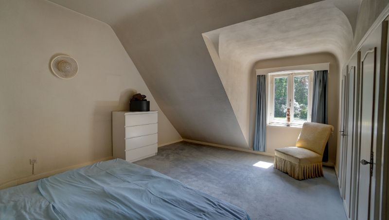 Kasteelvilla met bijgebouw op uniek domein 1 hectare 71 are met grote vijver foto 26