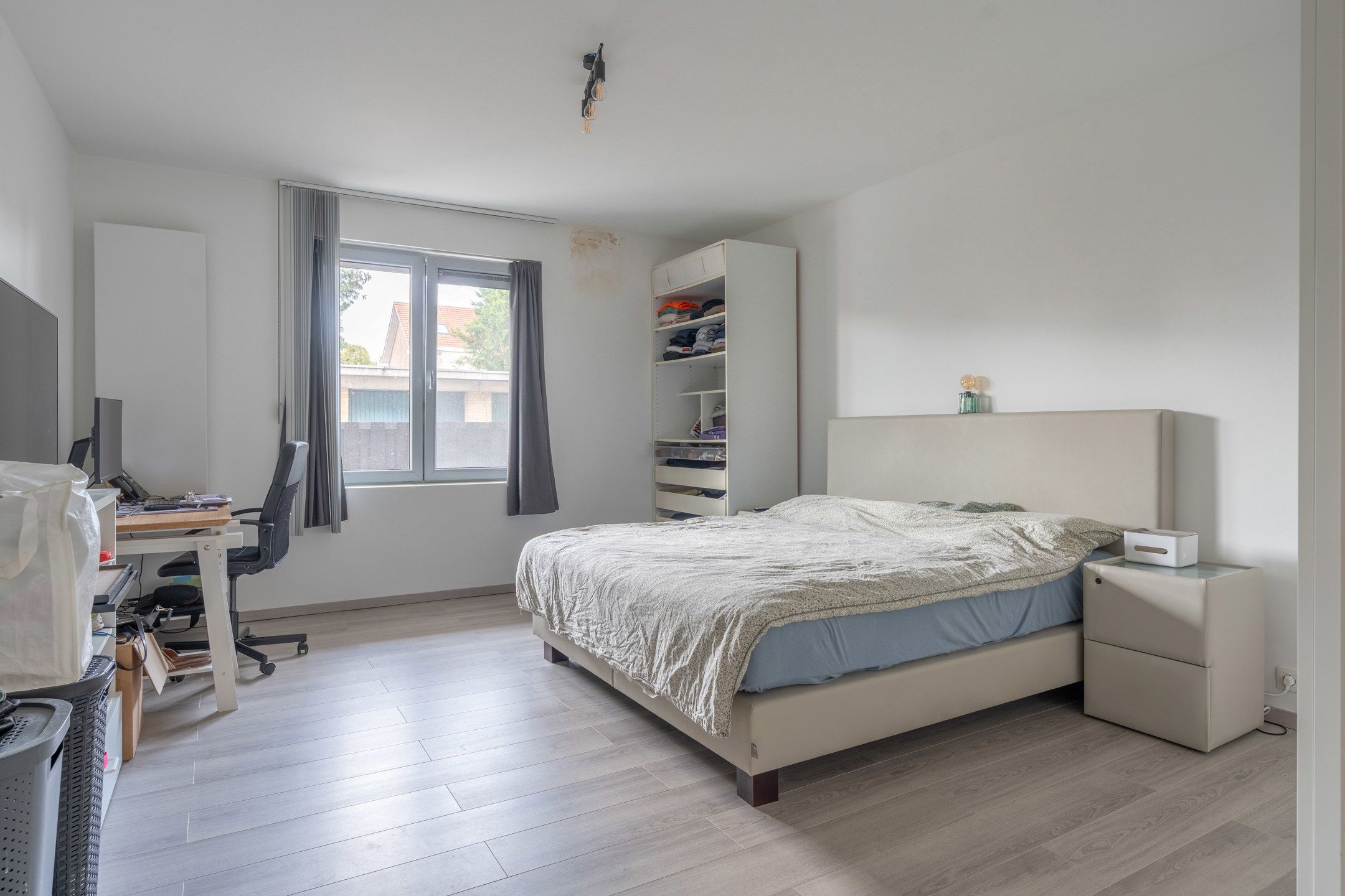 Modern, gelijkvloers 2-slpk app. met garagebox te Turnhout. foto 11