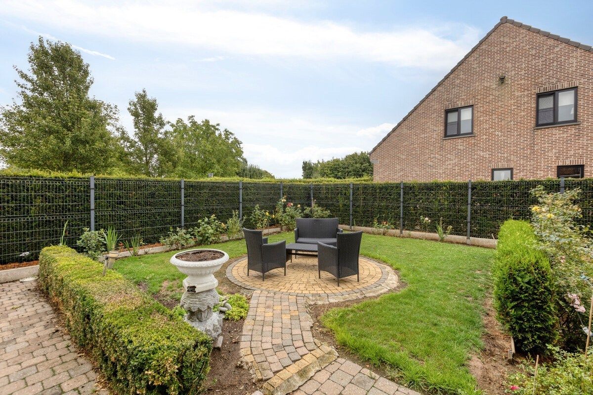 Ruime gezinswoning met grote garage - landelijk gelegen te Tongeren-Widooie foto 29