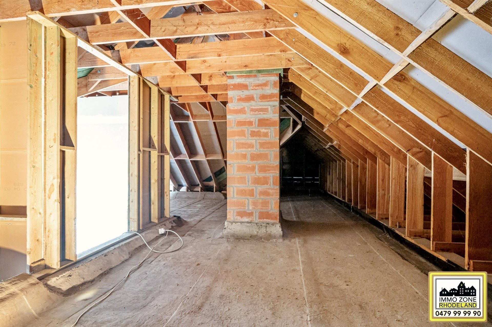 Schitterende bungalow-villa met 3 slpks, 2 garages en tuin foto 25