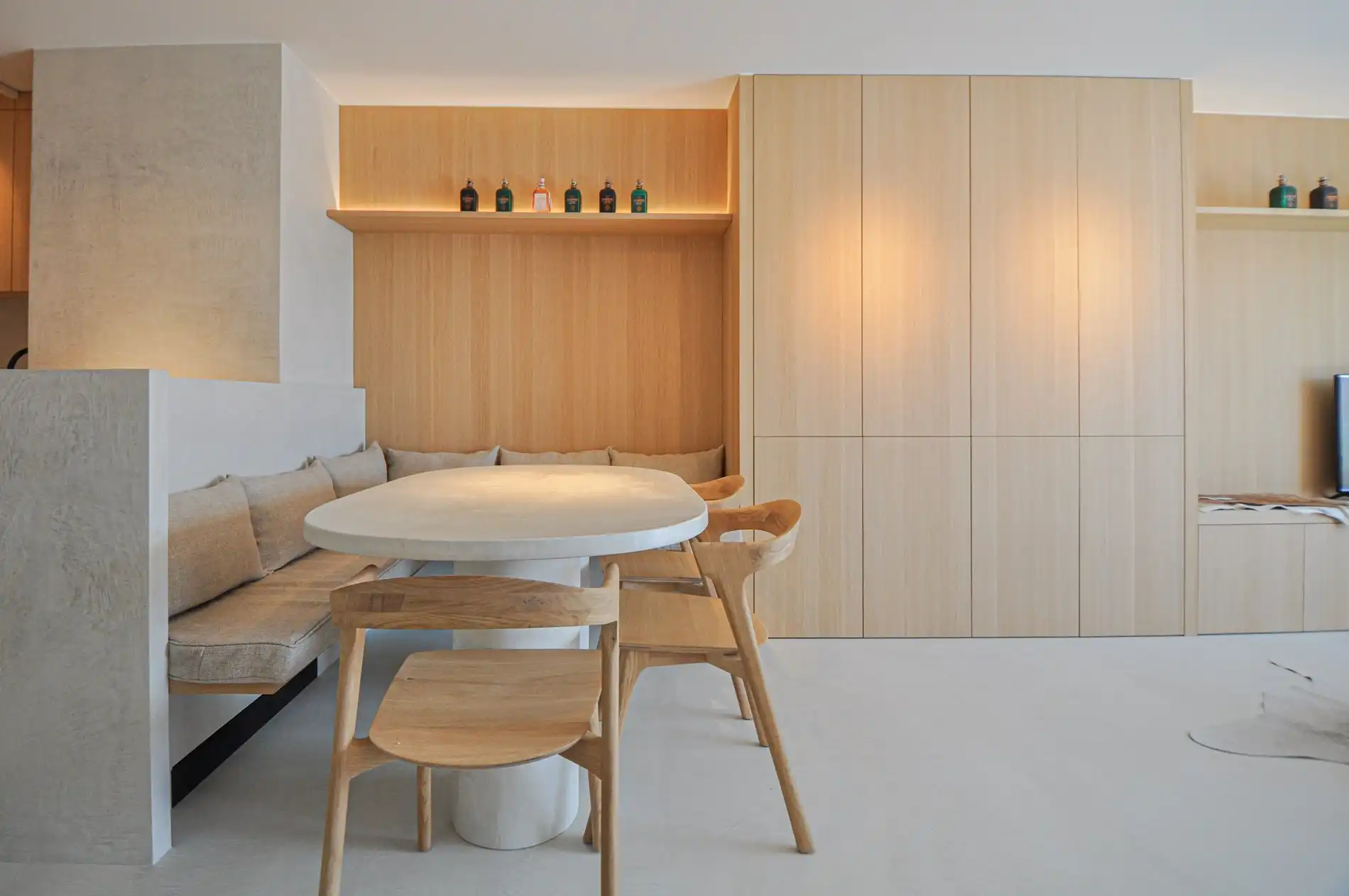 Volledig gerenoveerd appartement met een ruim zonneterras. foto 2