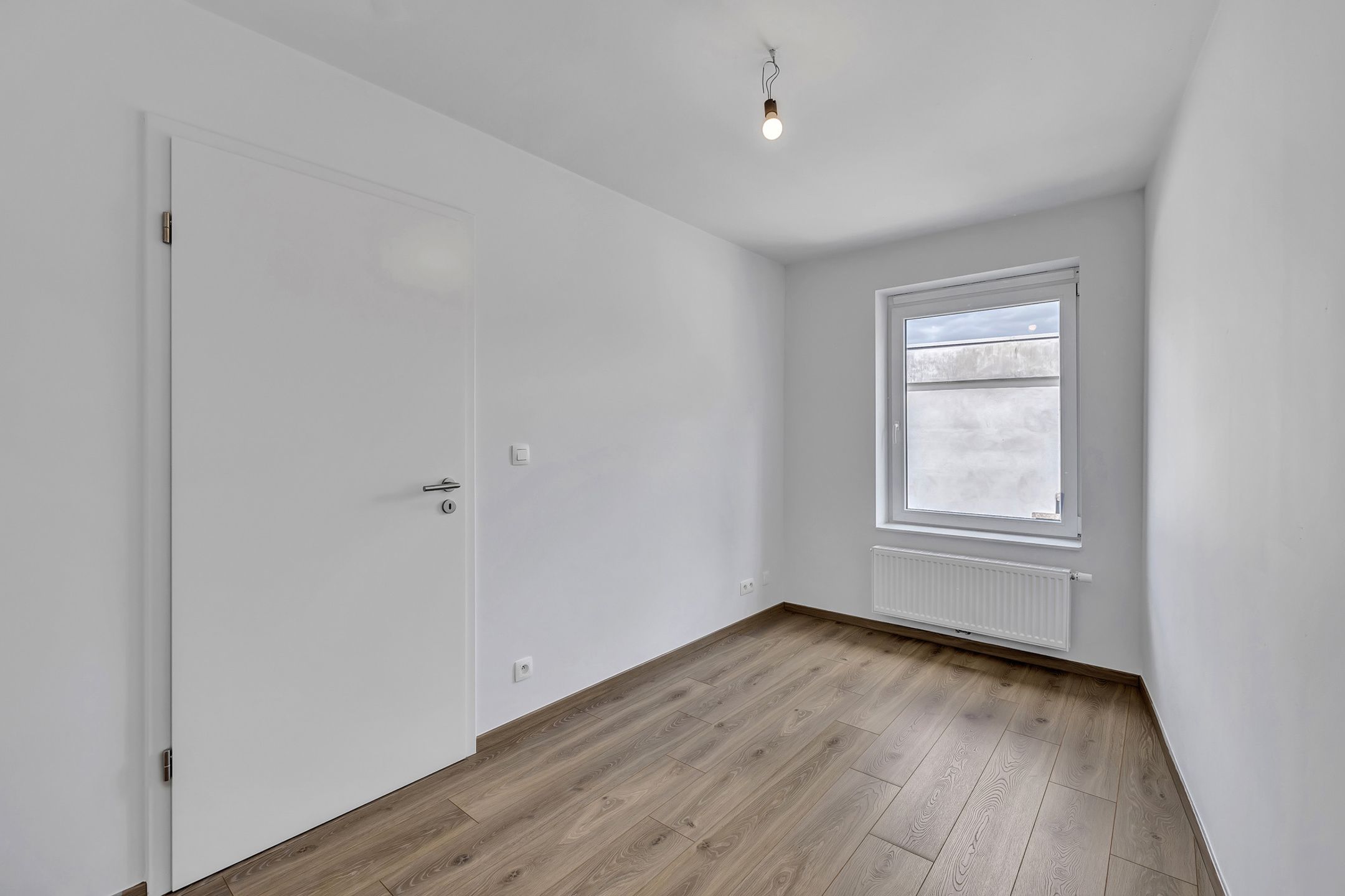 Nieuwbouwwoning met 4 slaapkamers en uitstekende verbinding foto 14