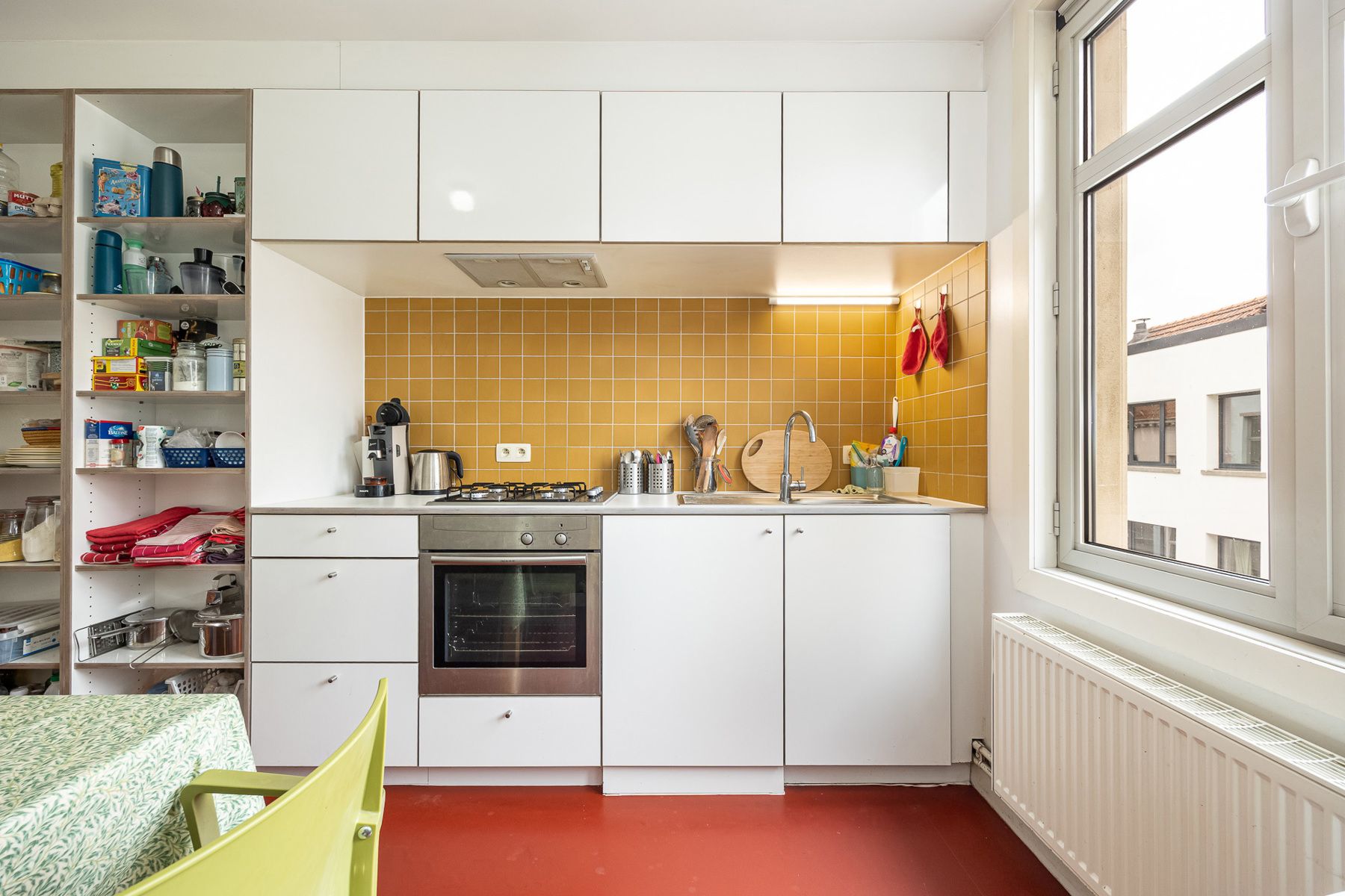 Instapklaar 2-slaapkamerappartement nabij de Grote Markt! foto 4