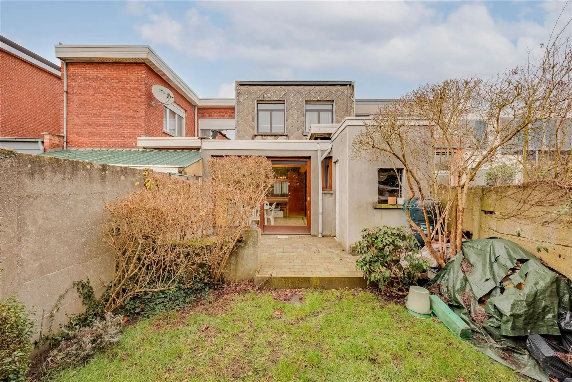 Huis met 3 slaapkamers en tuin te koop in Merksem foto 2