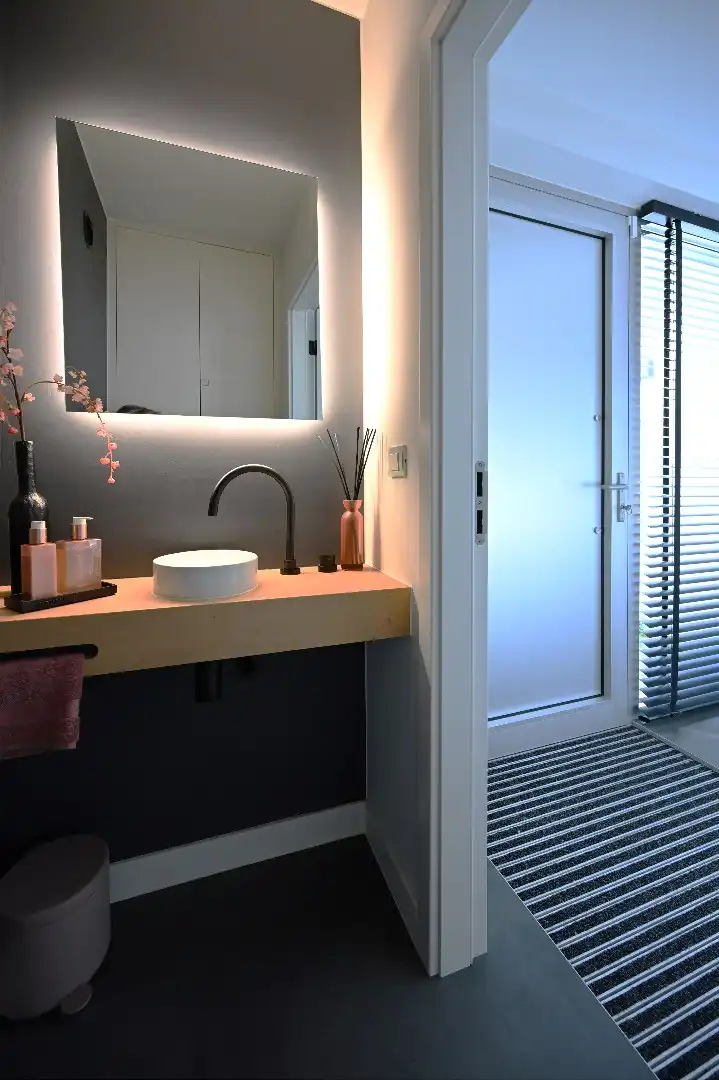 Instapklare woning met 3 slpks, garage, tuin én zonneterras te Kluizen foto 11