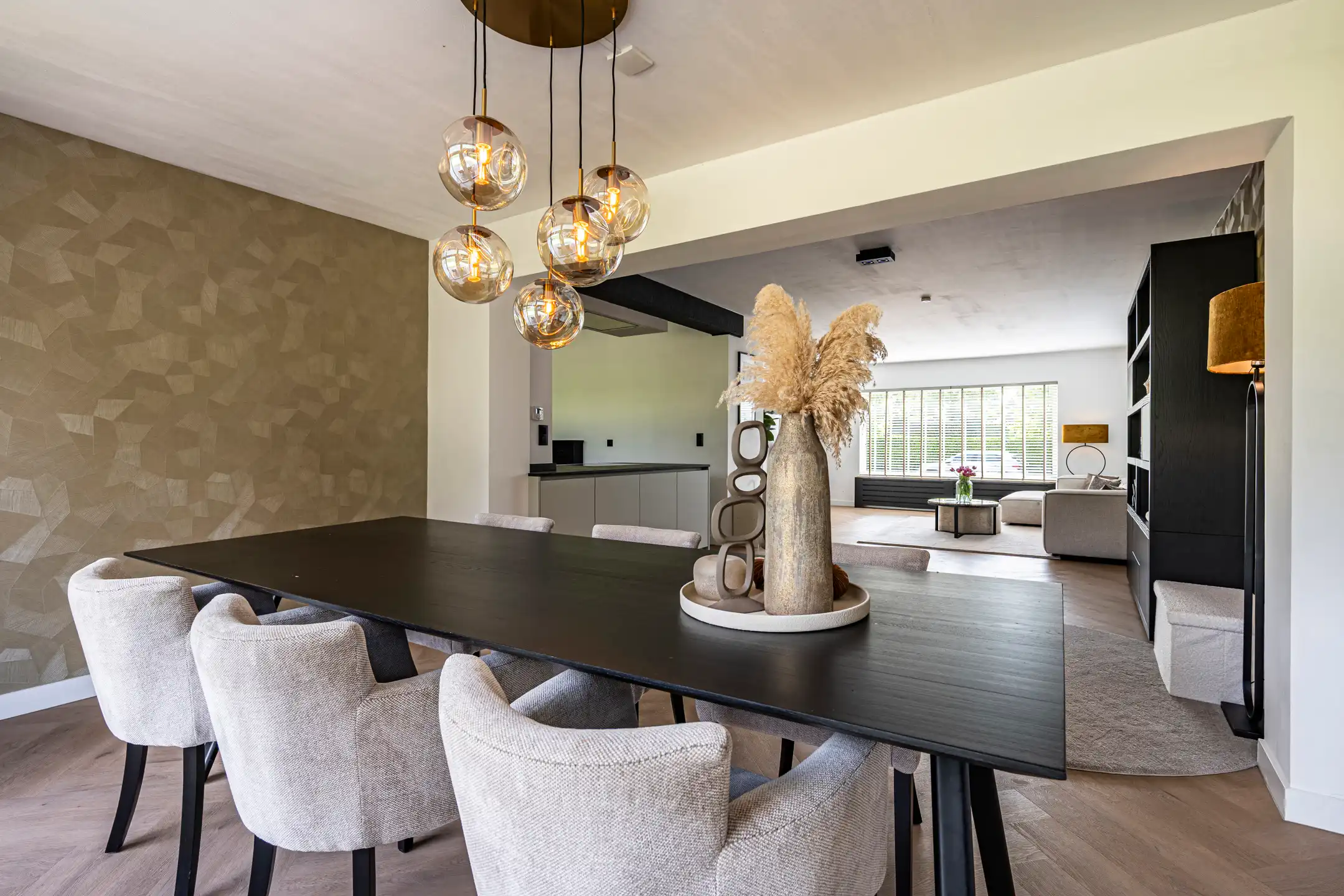 luxe afgewerkte vrijstaande woning op 842 m² in Poppel. foto 5