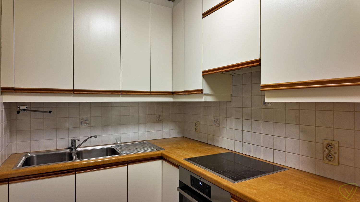 Lichtrijk appartement met terras in de Boelare te Eeklo! foto 6