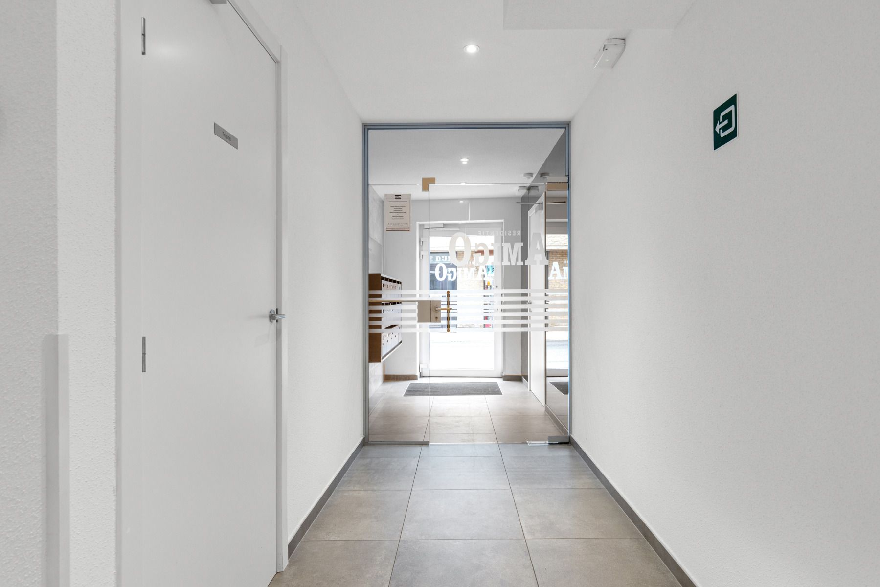 Bemeubeld 2 slaapkamer appartement in hartje van Bredene!  foto 16